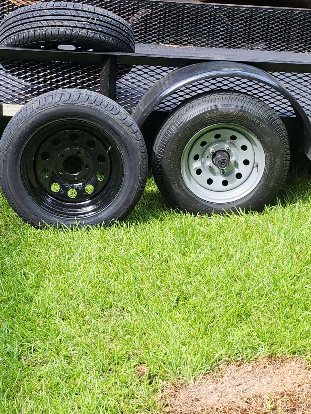 eCustomrim 2-Pack Trailer Wheel 15X5 15 Inch 5 Lug On 4.5 Black Modular Rim | 15 X 5 Rim, 5 Lug on 4.5 Inch Bolt Pattern, 3.19 Inch Center Bore, 1870 Lbs Max Load, For Trailer Tire Use Only customer photo 2