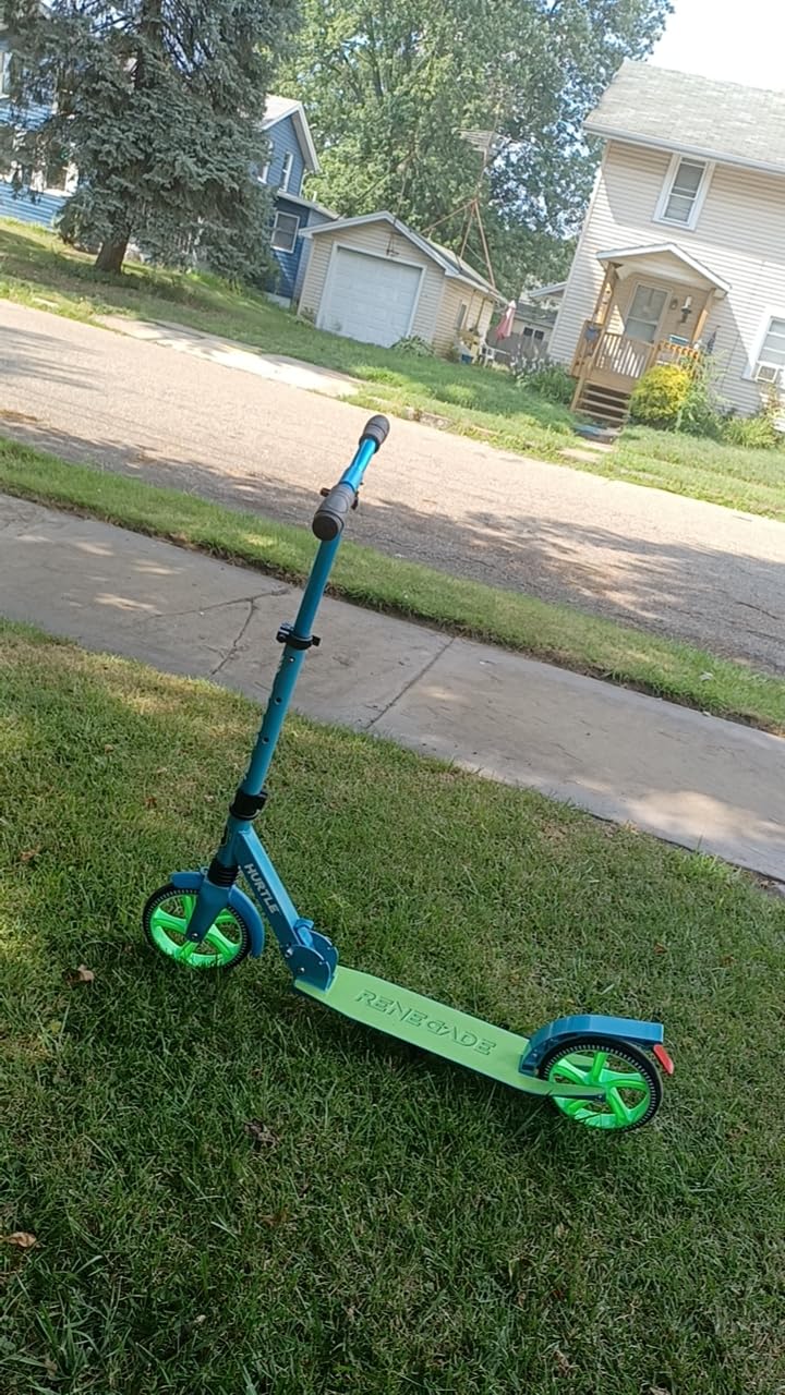 Hurtle Renegade Kick Scooter for Kids, Teenagers & Adults - 2-Wheel Folding Scooter with Adjustable T-Bar Handlebar - Alloy Anti-Slip Deck customer photo 1