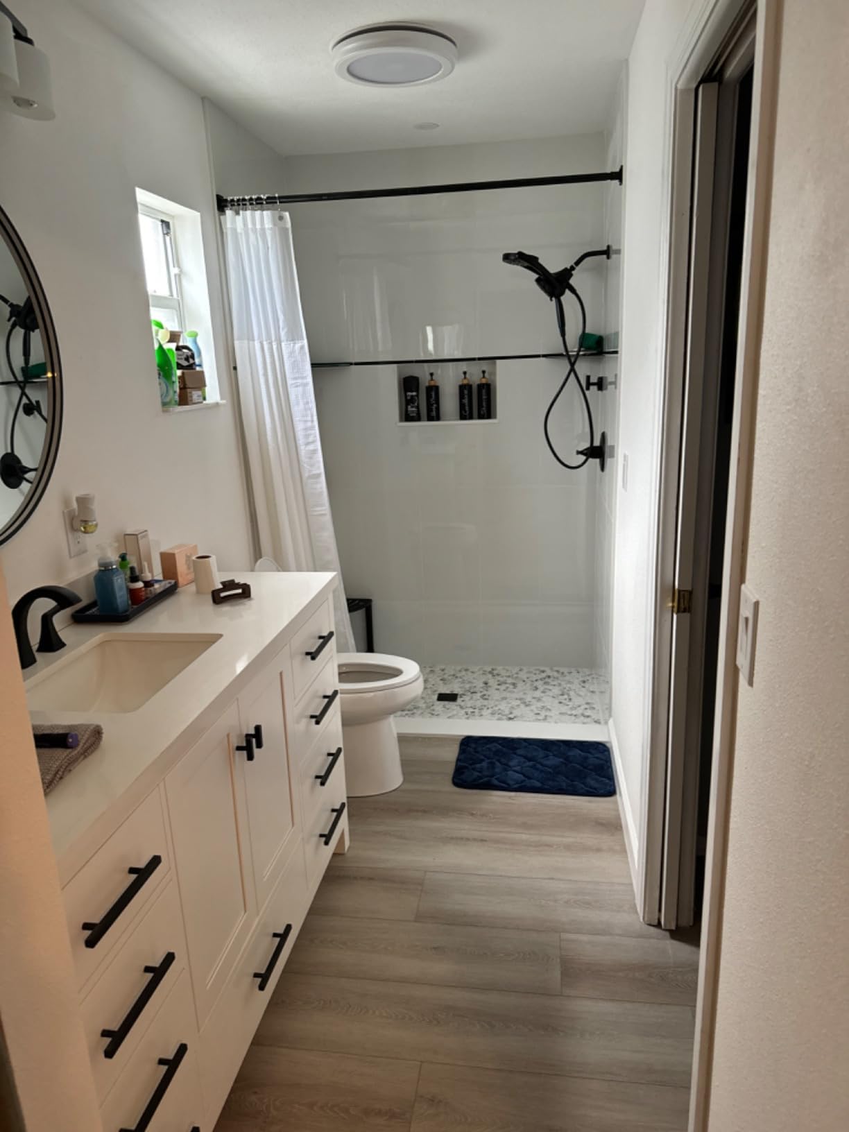 ARIEL Cambridge 60-inch Bathroom Vanity with Sink, Solid Wood, 1.5-inch Pure White Quartz Countertop & Backsplash, White customer photo 1