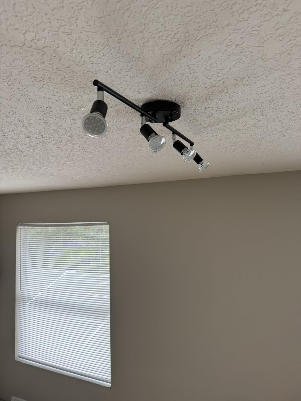 LED 6 Light Track Lighting Kit, 46.5'' Black 6 Way Ceiling Spot Lighting, Flexibly Rotatable Head, Track Light Included 6 x LED GU10 Bulb (4W, Daylight White 5000K, 400LM) customer photo 2