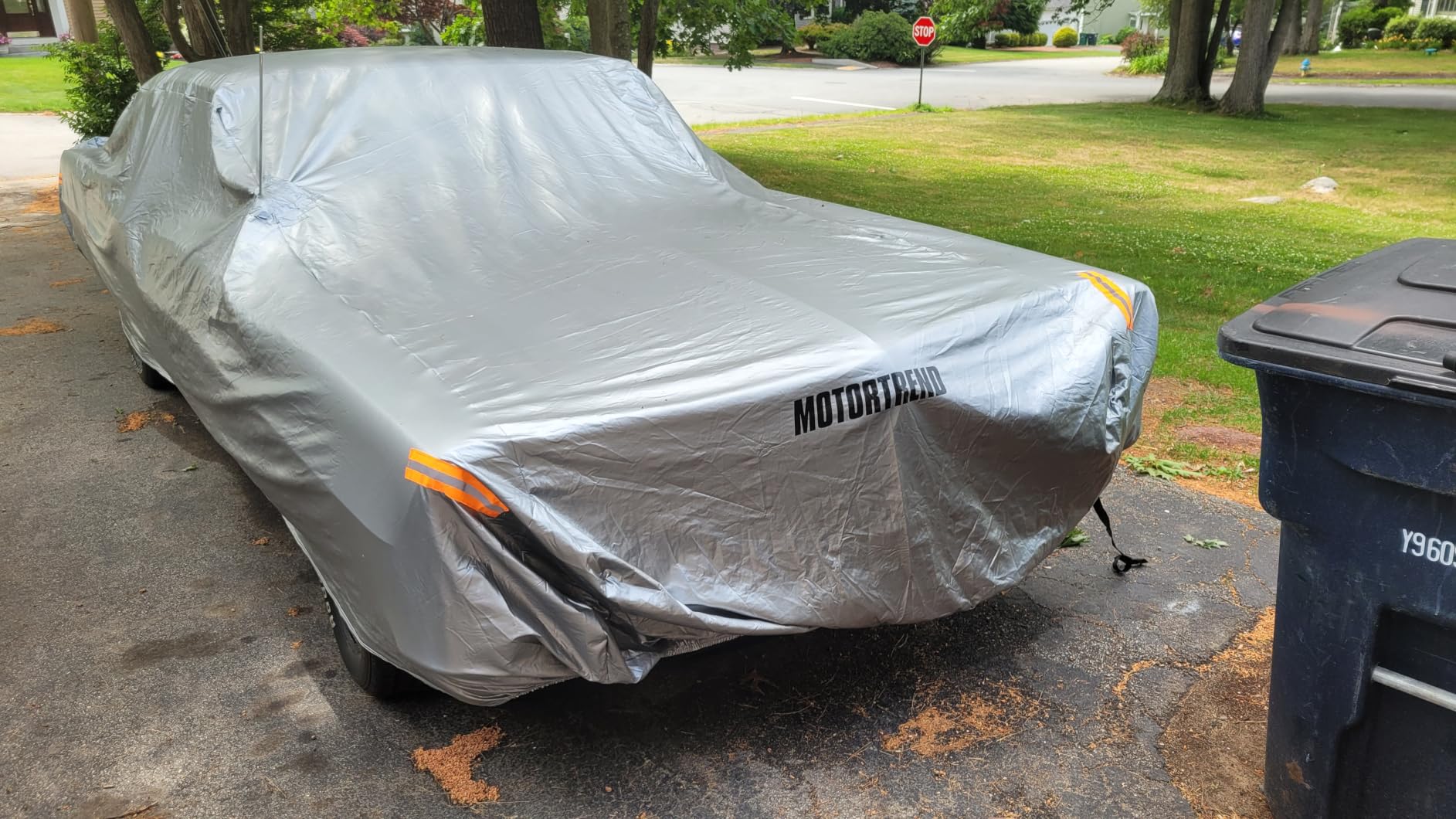 Motor Trend Safeguard Heavy Duty Car Cover for Vans & SUVs - Car Tarp Waterproof All Weather SUV, Sun Protection, UV Rain Snow Winter, Outdoor Reflective - Up to 185