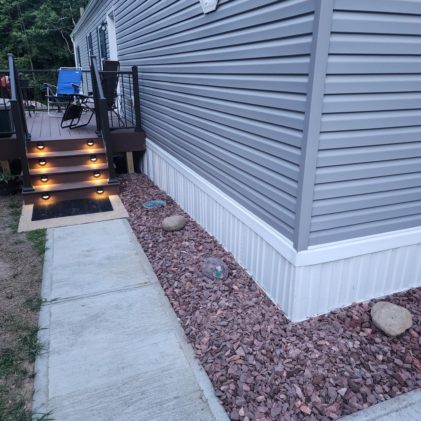 12 Pack Low Voltage LED Deck Lights, Landscape Step Lights Fixtures, 2W Integrated LED Chips, Die-cast Aluminum 12V AC/DC Railing Post Accent Lighting, Black Powder Coated Finish, UL-Listed customer photo 2