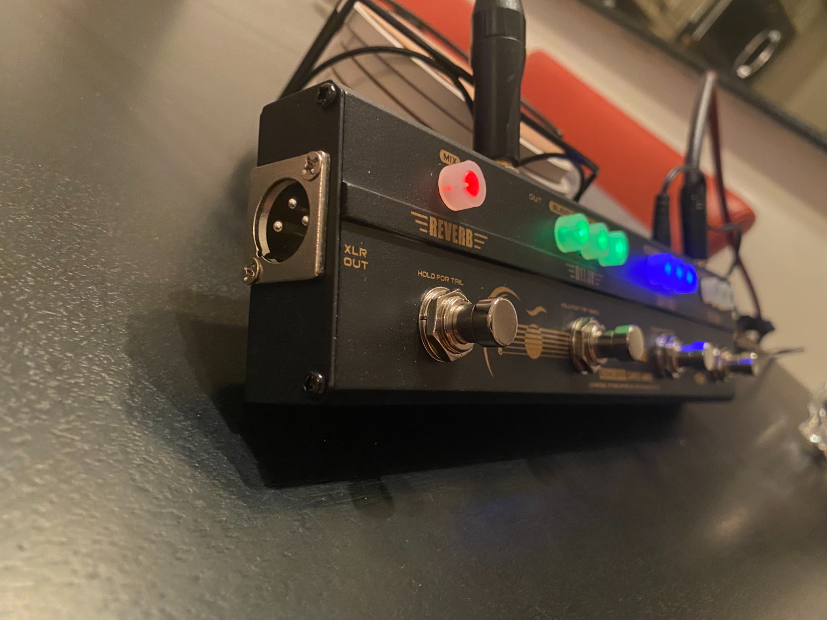 SONICAKE Acoustic Pedal Guitar Effect Multi Effects Preamp Chorus Delay Reverb Sonic Wood with XLR Output customer photo 2
