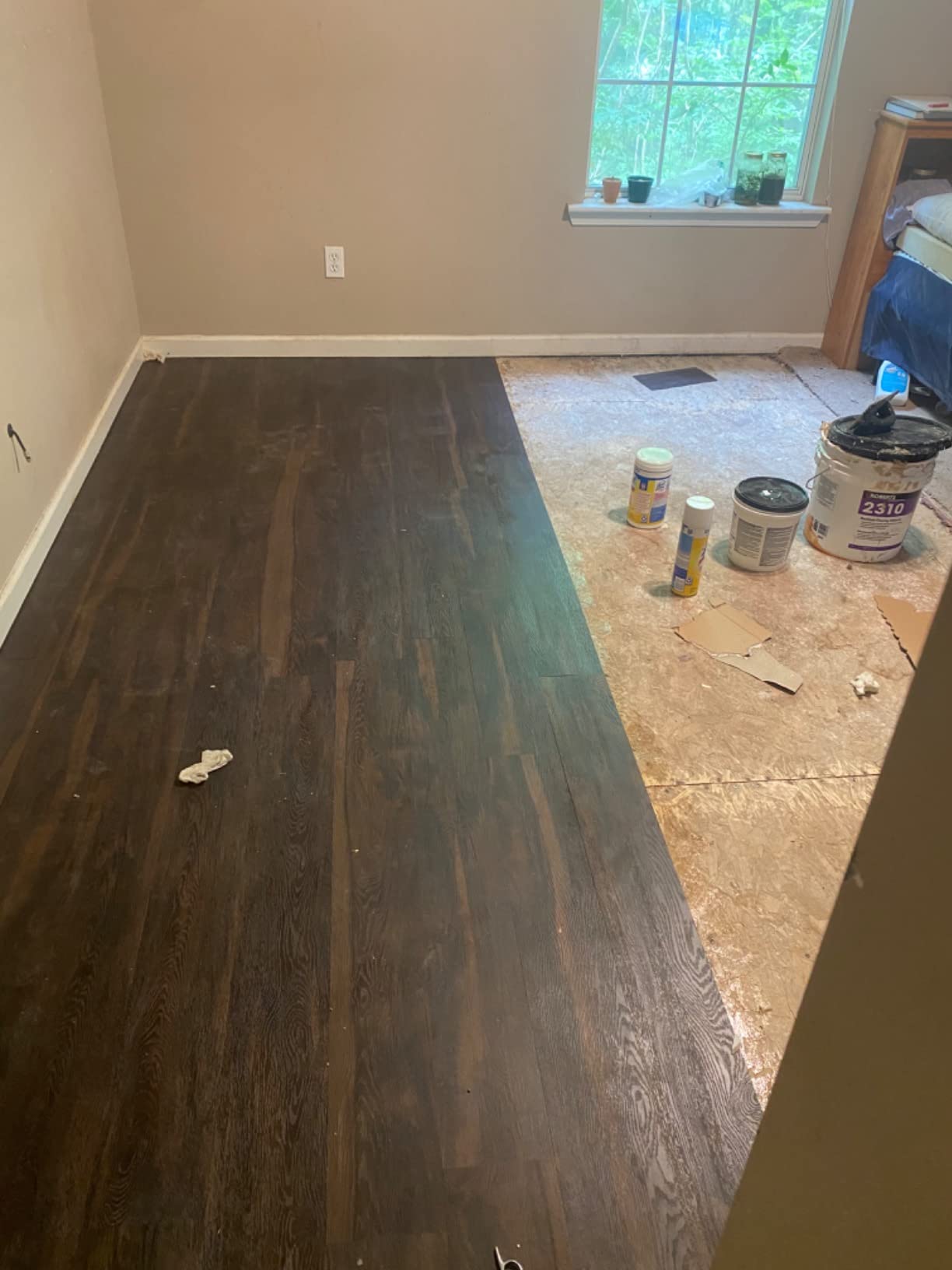 MSI Hampstead 6 in. x 48 in. Glue Down Luxury Vinyl Plank Flooring - Boardwalk Gray, Dark Gray Wood Look, 2MM Thick, 12MIL Wear Layer, 36 Sq. Ft. customer photo 2