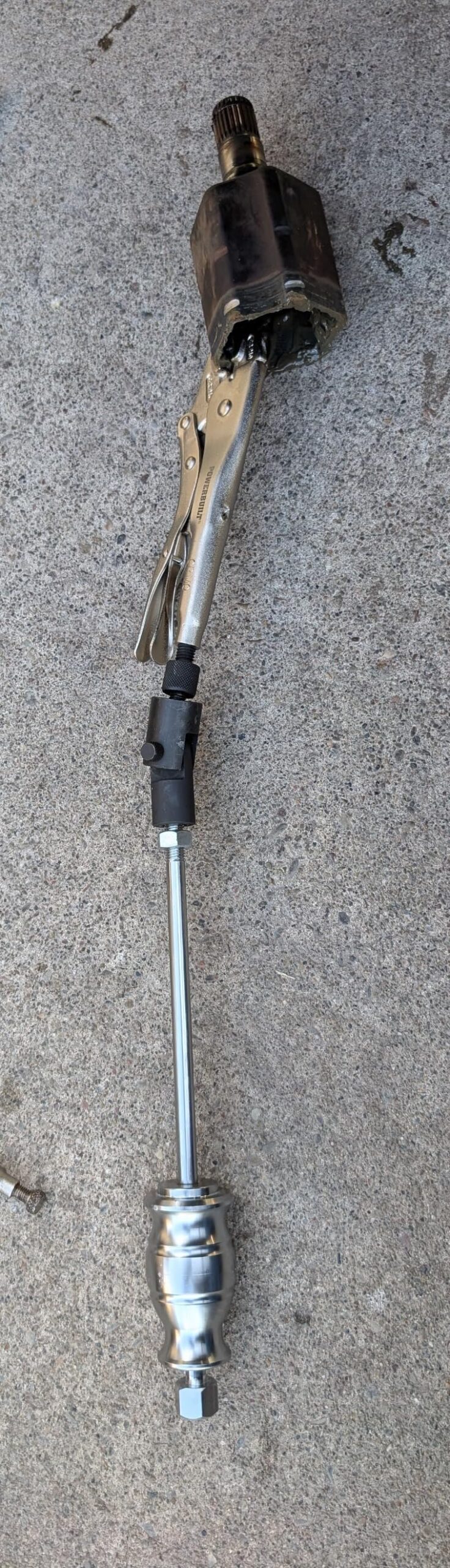 Powerbuilt Slide Hammer Locking Pliers Set, 9 inch Locking Pliers, Sturdy 2 Pound Slide Hammer with a Quick Release Swiveling Coupler, Quick Connect Flex Joint Connection - 645044 customer photo 2