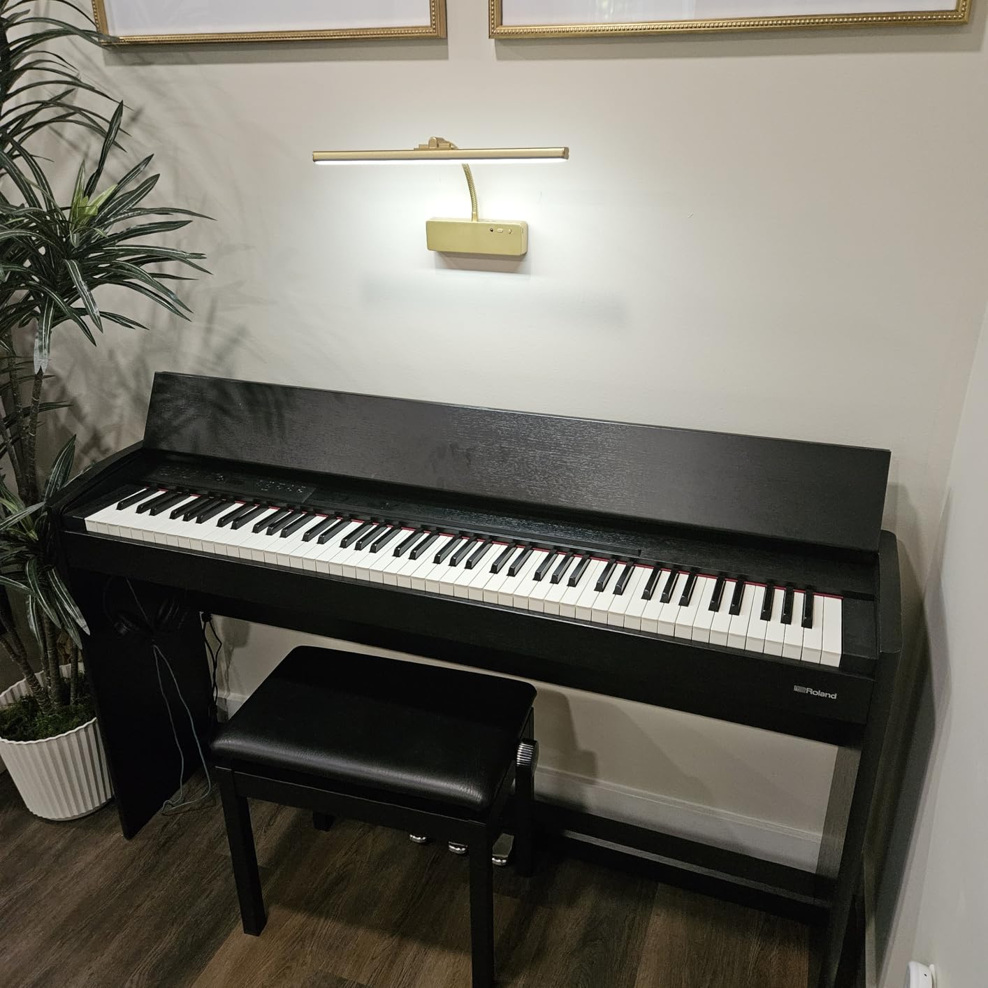 Roland Digital Pianos - Home (F701-WH) customer photo 1