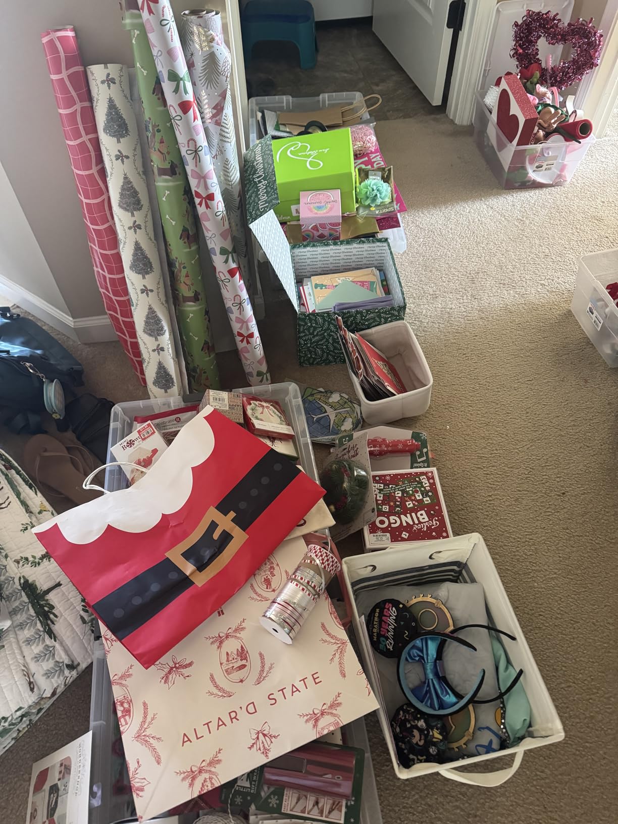 Premium Wrapping Paper Organizer Storage | Gift Wrap Holder With Extra Pockets for Christmas Decorations, Reinforced Handles, Heavy Duty, Ultra-Durable, Tear-Proof Fabric - Fits Up to 27 Rolls (Black) customer photo 2