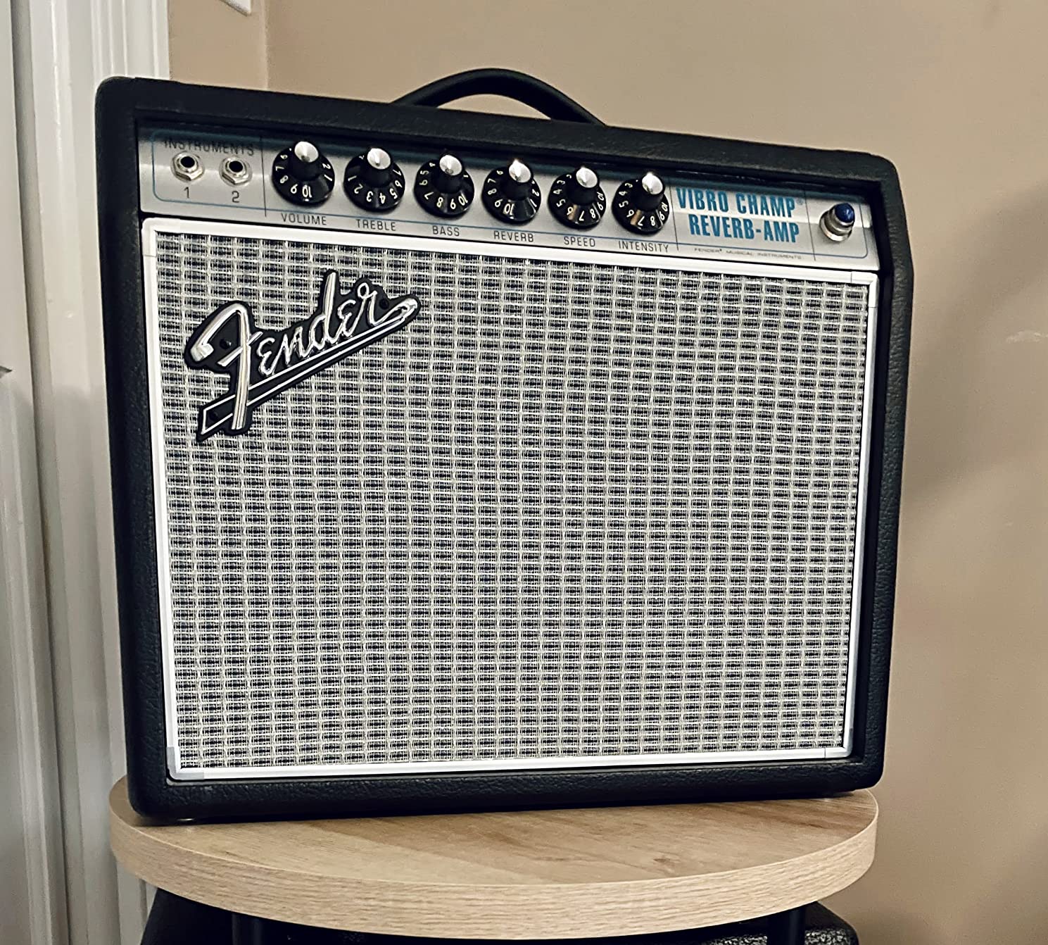 Fender '68 Custom Vibro Champ Reverb Guitar Amplifier, with 2-Year Warranty customer photo 1