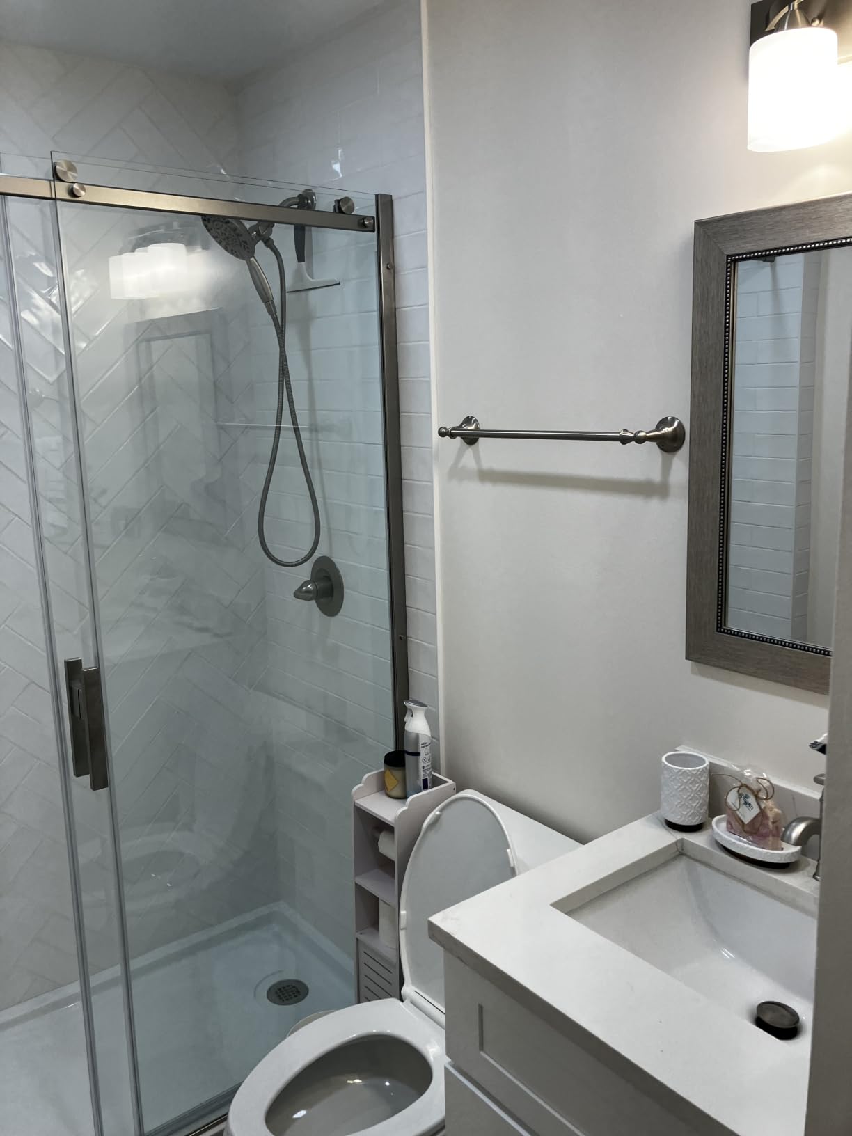 Delta Arvo 14 Series Matte Black Shower Faucet Set with In2ition 2-in-1 Dual Shower Head with HandHeld Spray Combo, Valve Trim Kit, Matte Black 142840-BL-I (Valve Included) customer photo 1