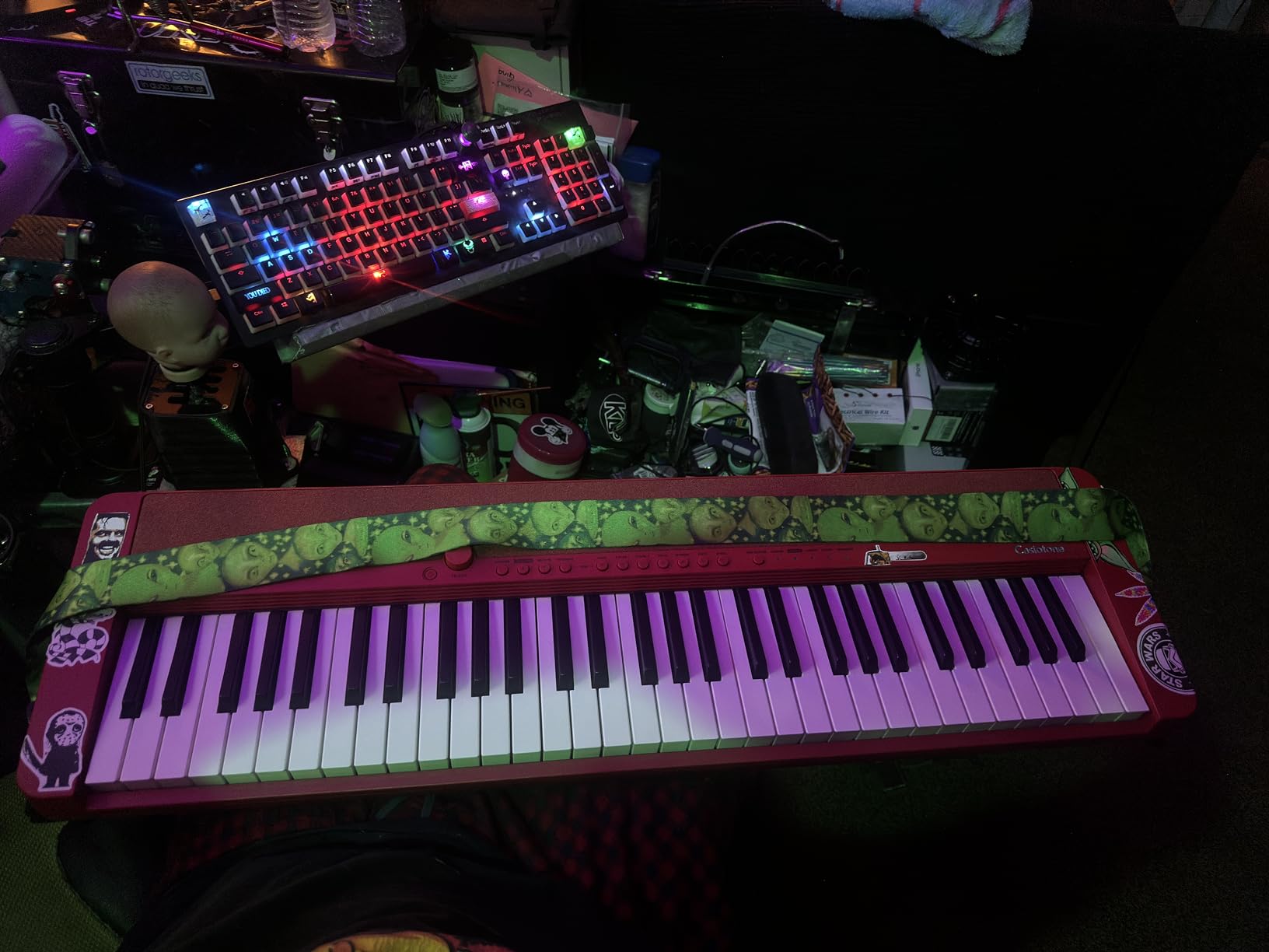 Casiotone CT-S1 - 61-Key Touch-Sensitive Retro Keyboard | Sleek, Portable Design | Stereo Grand Piano + 60 AiX Tones | USB-MIDI Connectivity | Red customer photo 2