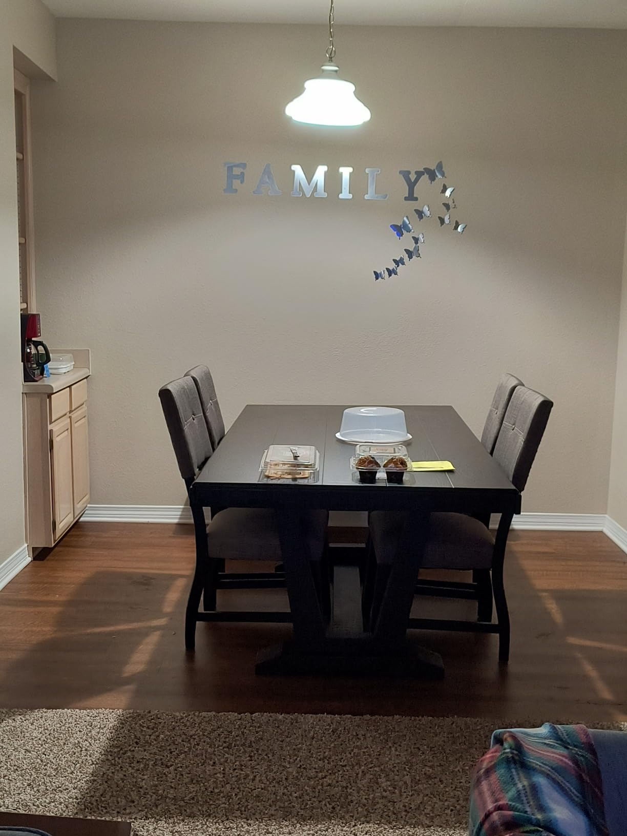 Outus 30 Pcs Family Home Letter Wall Decor Silver Sign Acrylic Mirror Wall Decor Stickers Farmhouse 3D Butterfly Decoration for Home Bedroom Living Room Housewarming customer photo 2