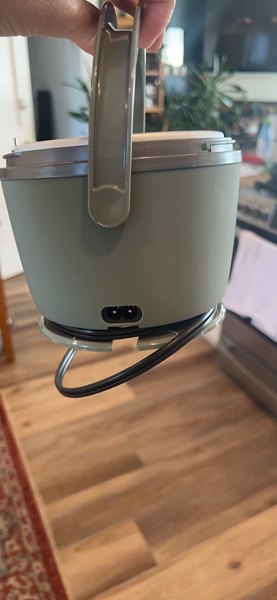 Crock-Pot Portable Electric Lunch Box, 20-Ounce Food Warmer, Moonshine Green | Ideal for Travel, On-the-Go | Keeps Food Spill-Free, Warm & Tasty | Dishwasher-Safe customer photo 2