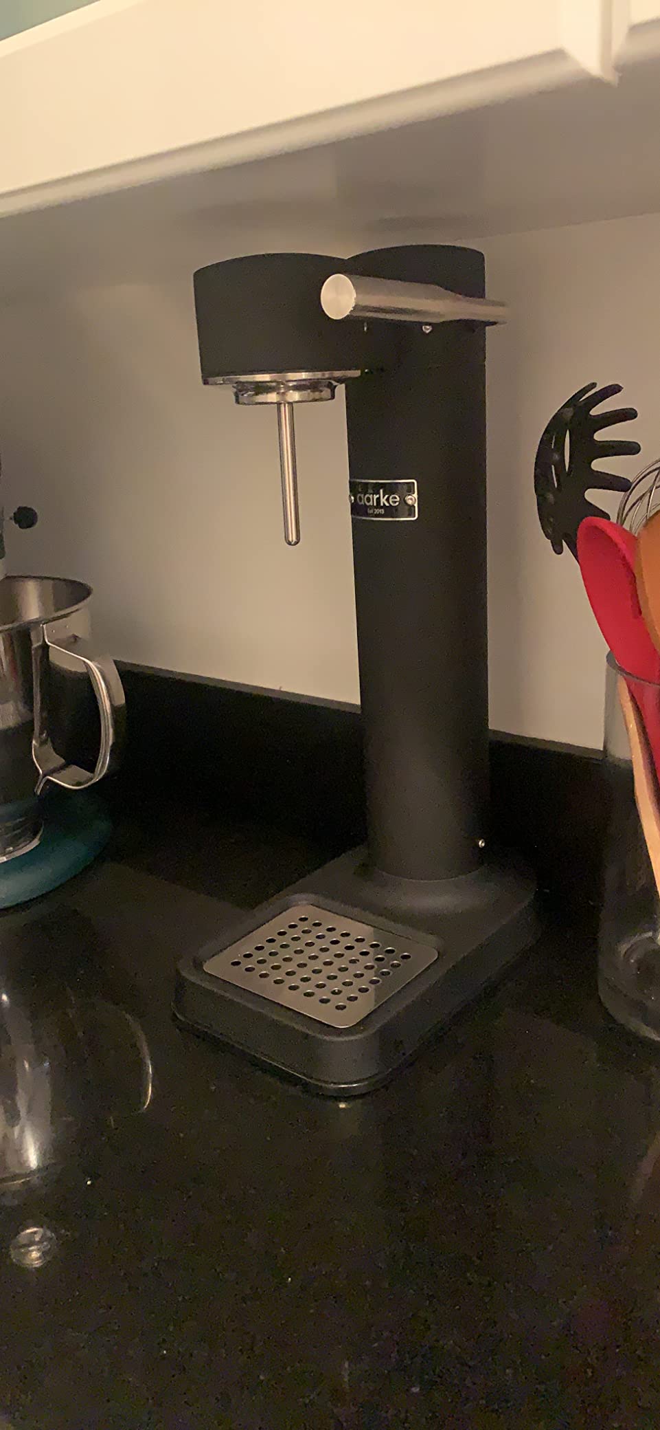 Aarke Carbonator 3 - Premium Sparkling Water Maker, Sand | Stainless steel, Cordless soda maker for home, Carbonated water machine, BPA-free PET bottle included customer photo 2