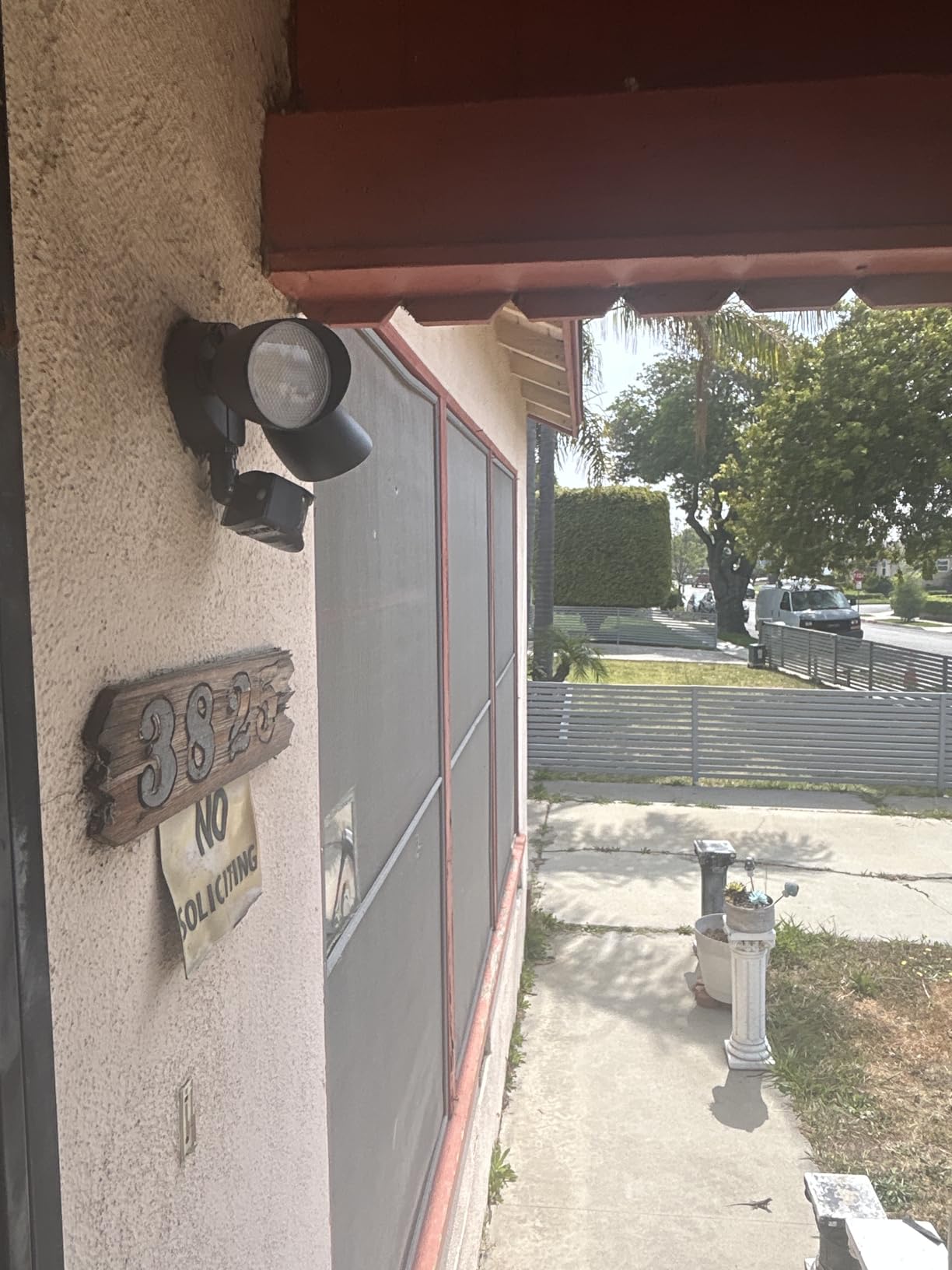 LUTEC 32W 3500 Lumen LED Security Lights Motion Sensor Light Outdoor, 5000K Daylight, IP65 Waterproof, Dusk to Dawn, Hardwired Motion Detector Flood Light for Garage, Yard, Porch-Black customer photo 2