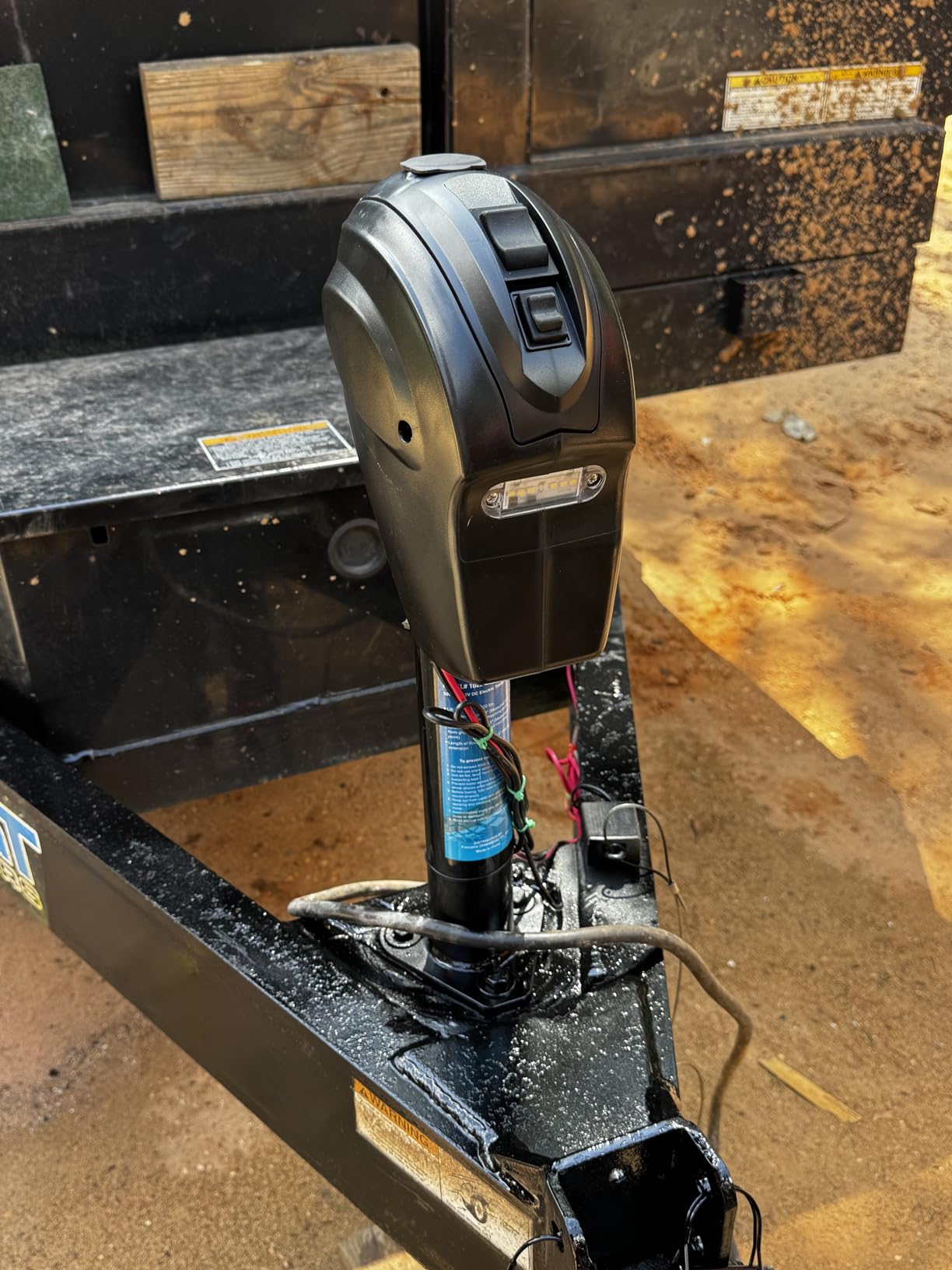 POLESTAR Electric Trailer Jack, 5000lbs Electric Power A-Frame Tongue Jack | with Waterproof Protective Cover & LED Light customer photo 1