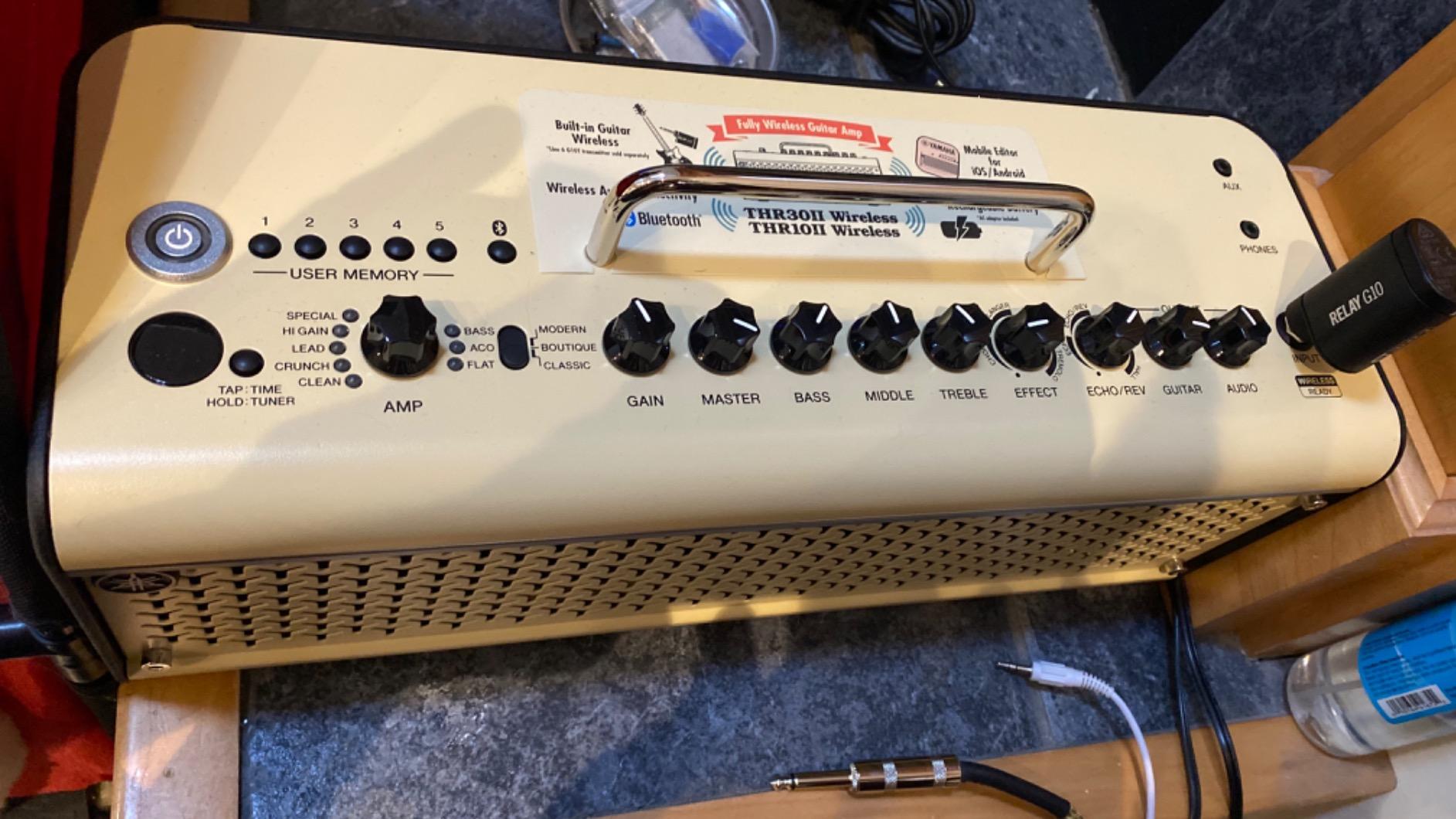 Yamaha THR30II Wireless Desktop Guitar Amp, Black customer photo 2