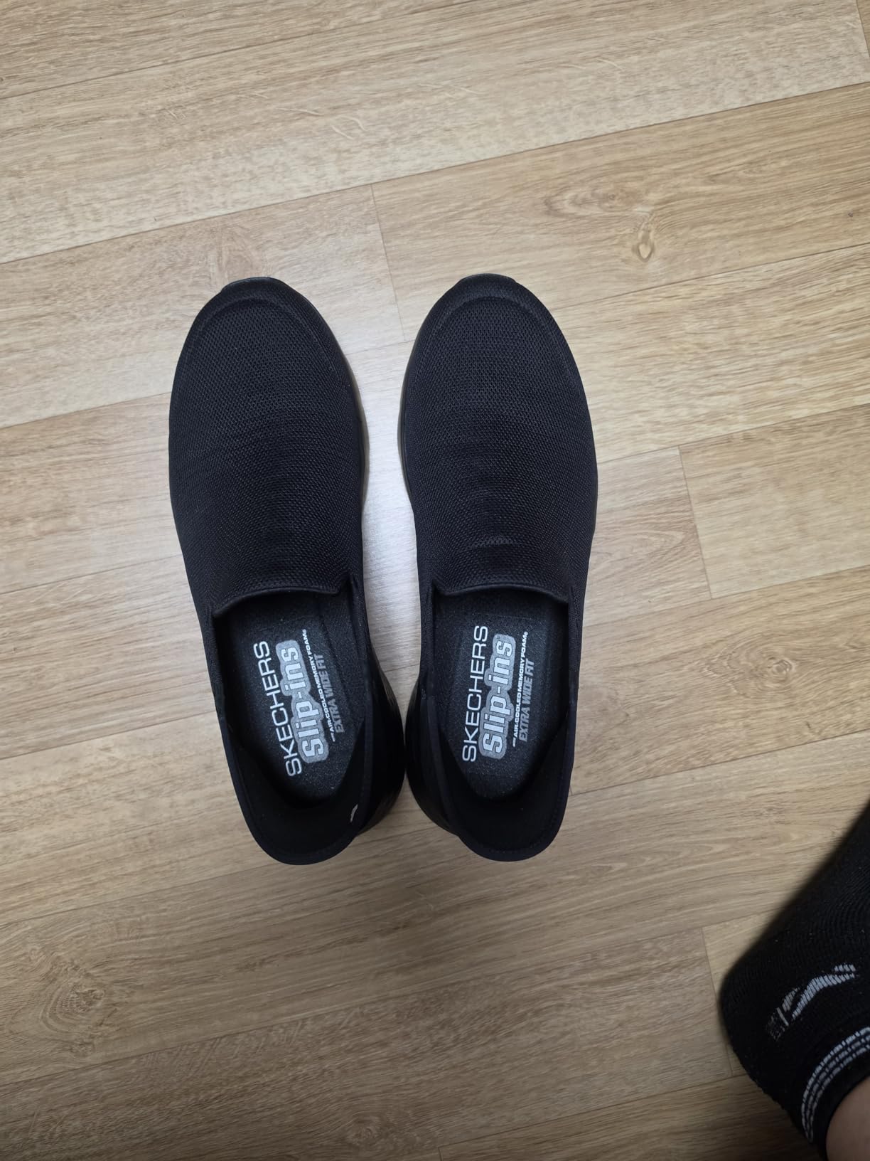 Skechers Men's Hands Free Slip-ins Go Walk Flex No Hands Sneaker customer photo 2