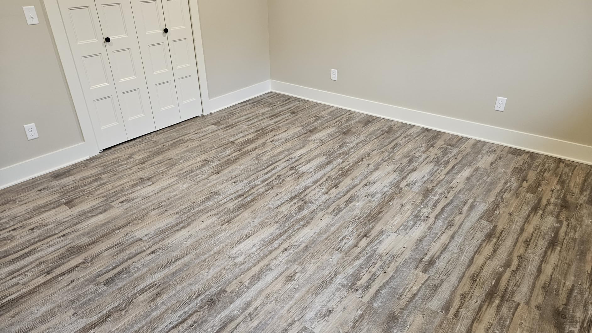 Art3d 36-Pack 54 Sq.ft Peel and Stick Floor Tiles Vinyl Plank Flooring Wood Look, Adhesive and Waterproof Tile Sticker for Bedroom, Living Room, Kitchen, RV in Grey customer photo 2