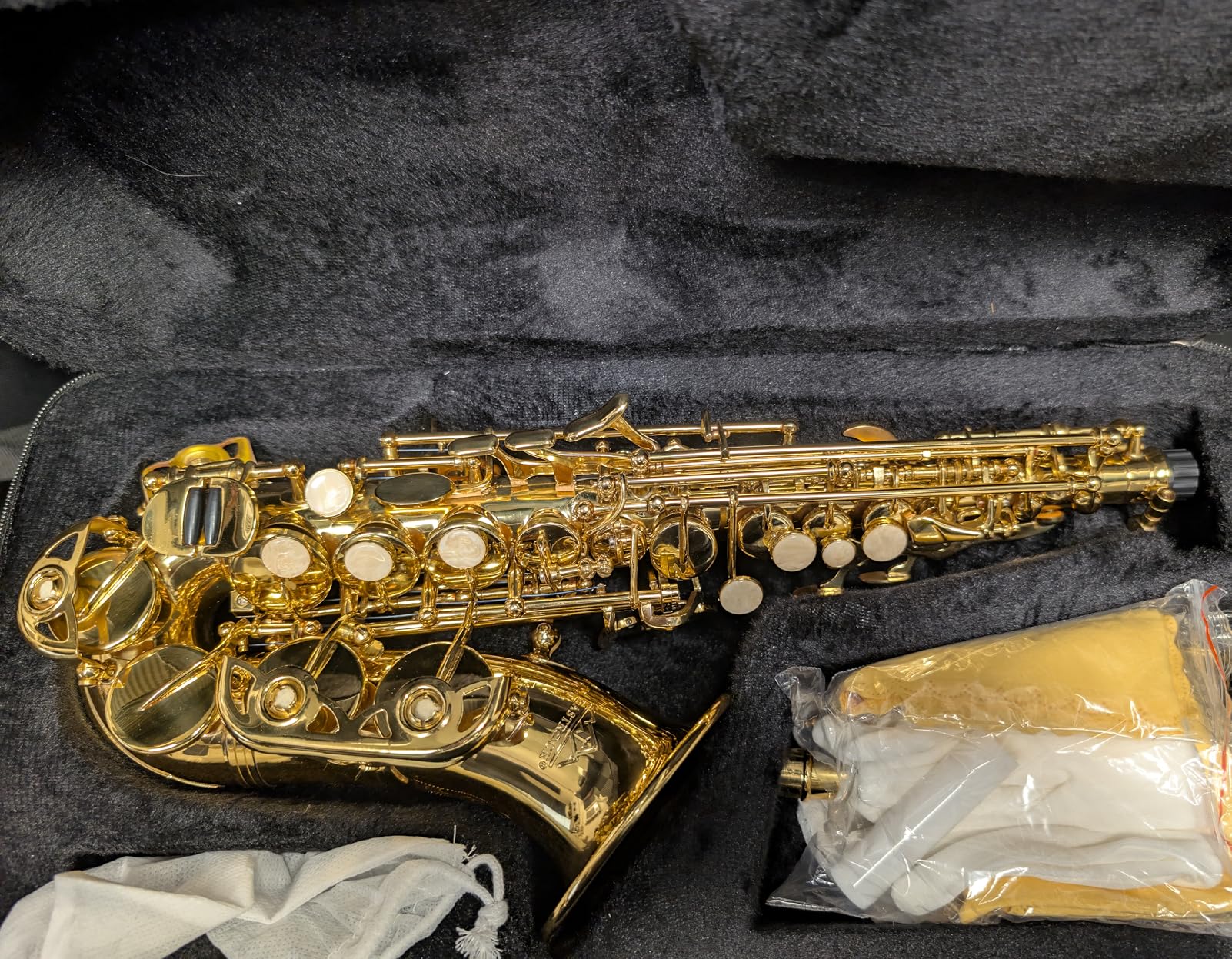 EASTROCK Bb Soprano Saxophone Straight Sax Instruments for Beginners Intermediate Players with Carrying Case, Mouthpiece, Pads, Reed, Cleaning Kit, Neck Strap, White Gloves customer photo 1