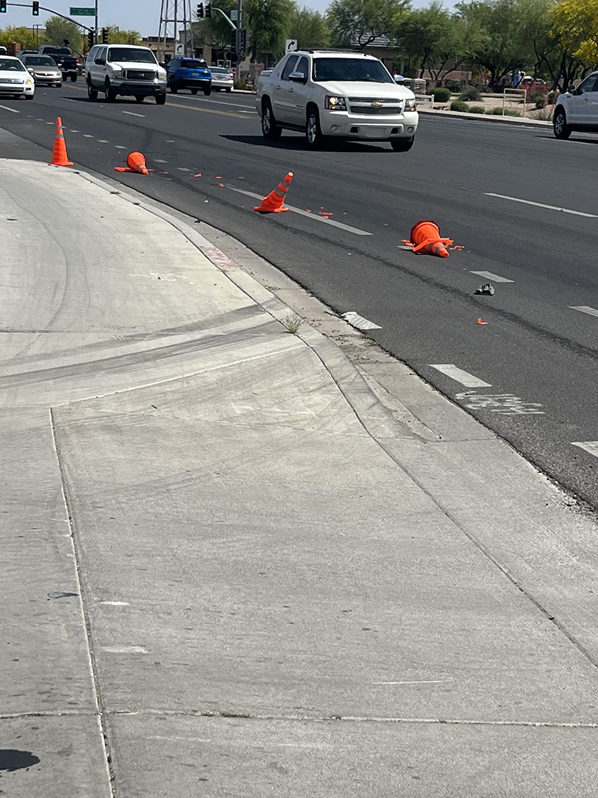HiGiant 4 Pack 28 inch Collapsible Traffic Cones, Orange Cones | Folds Compactly; Quick Setup for Temporary Use; Reflective Strips Aid Visibility; Suits Driveways, RV Trips and Short Events. customer photo 1