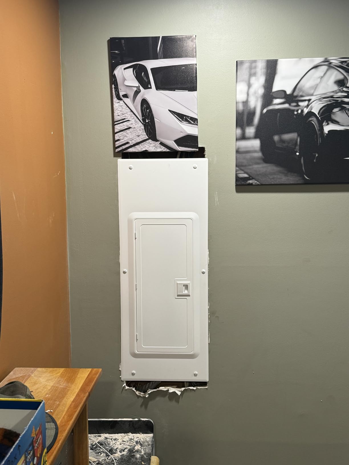 Leviton 20 Space, 20 Circuit Indoor Load Center with 200 Amp Main Circuit Breaker, LP220-BPD customer photo 2