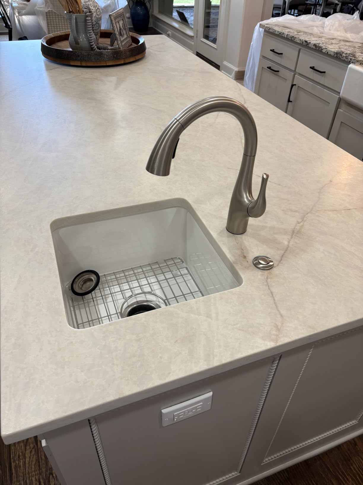 Miuara 32 x 19 Inch Undermount or Drop In Fireclay Kitchen Sink White | Fireclay large single bowl for kitchen & Island, Resistant to stain, heat, chipping & scratch customer photo 2