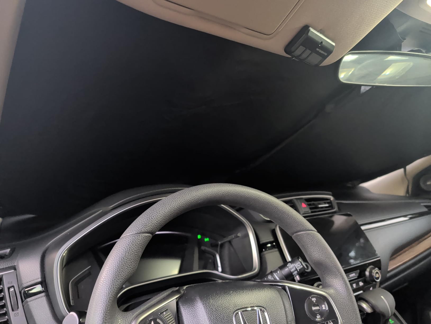 300T Thickened Automotive Glass Sunshade and Comes with Storage Bag,Keep Car Interior Cool,Universal Windshield Sun Shade Fit for Cars,Trucks,SUVs (L: 57.08 * 31.5 inch) customer photo 1
