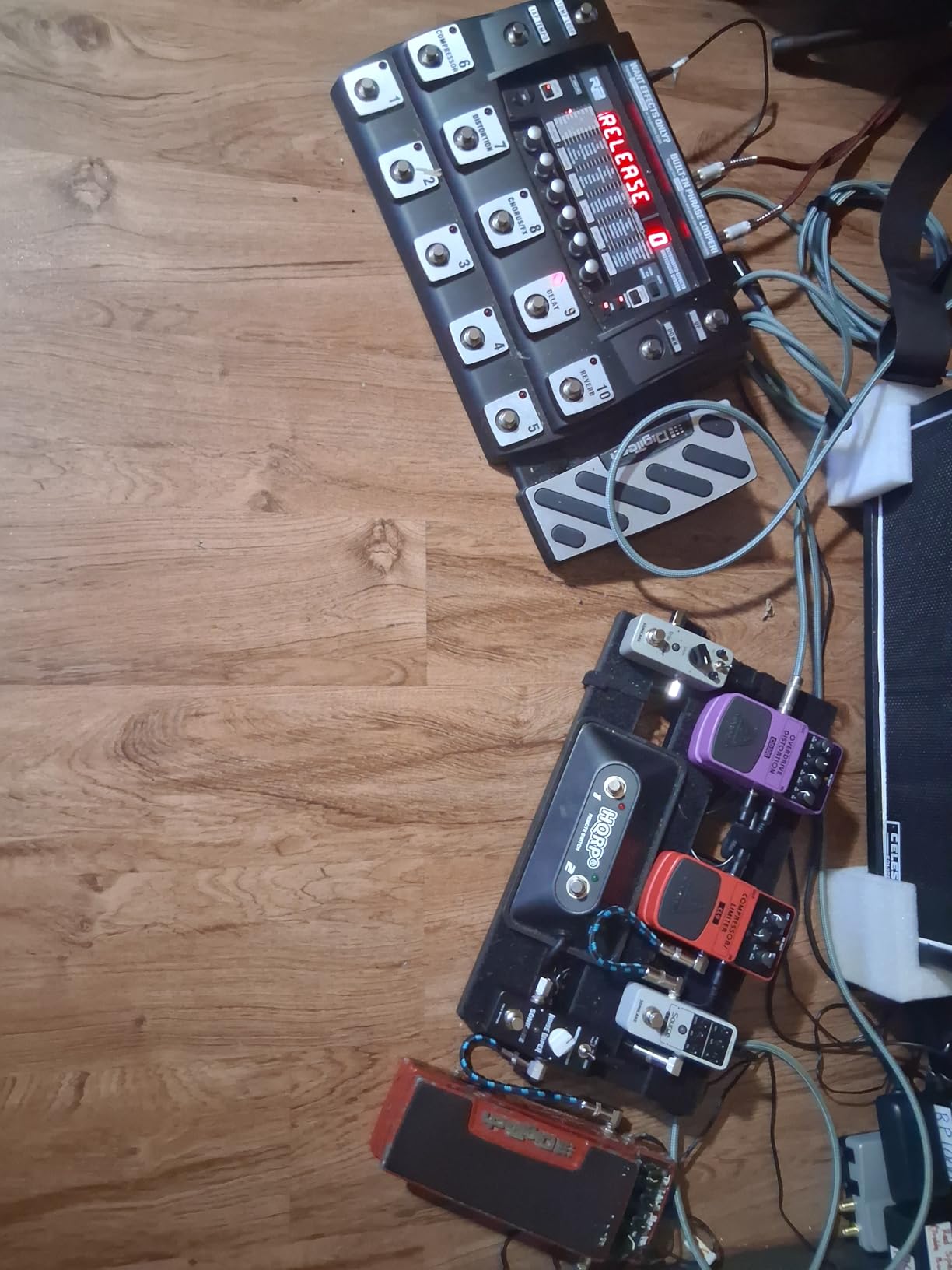 STRICH Guitar Pedal Board Aluminum Alloy 1.98lb Super Light Effect Pedalboard 18'' x 12.5'' with Carry Bag, STANDARD 18 (Angled) customer photo 1