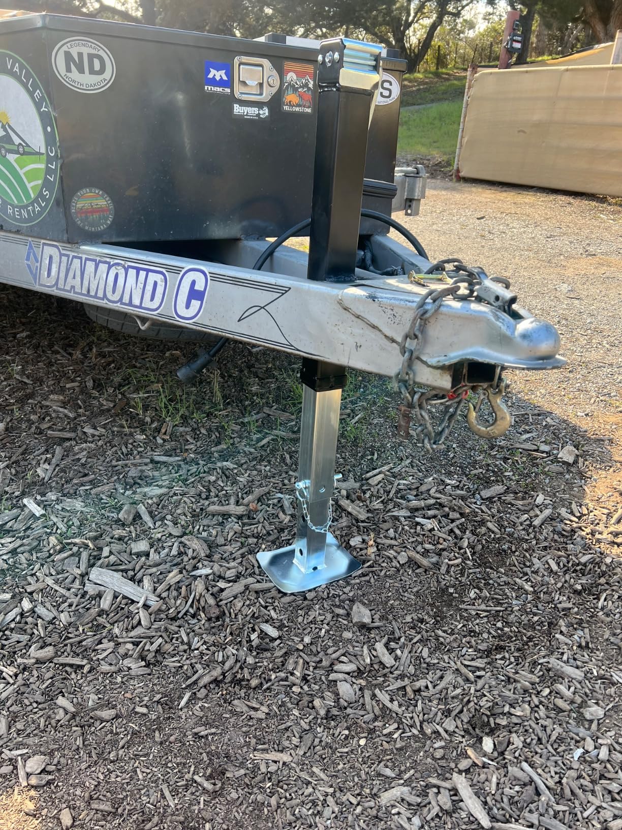 VEVOR 8000lbs Heavy-Duty Square Direct Weld on RV Jack, 15-1/4 Inches Lift, Adjustable Drop Leg customer photo 1
