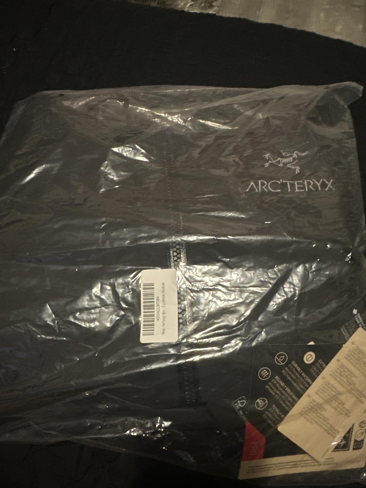 Arc'teryx Men's Beta AR Jacket | Waterproof, Windproof Gore-Tex Pro Shell Men's Winter Jacket with Hood for All Round Use customer photo 1