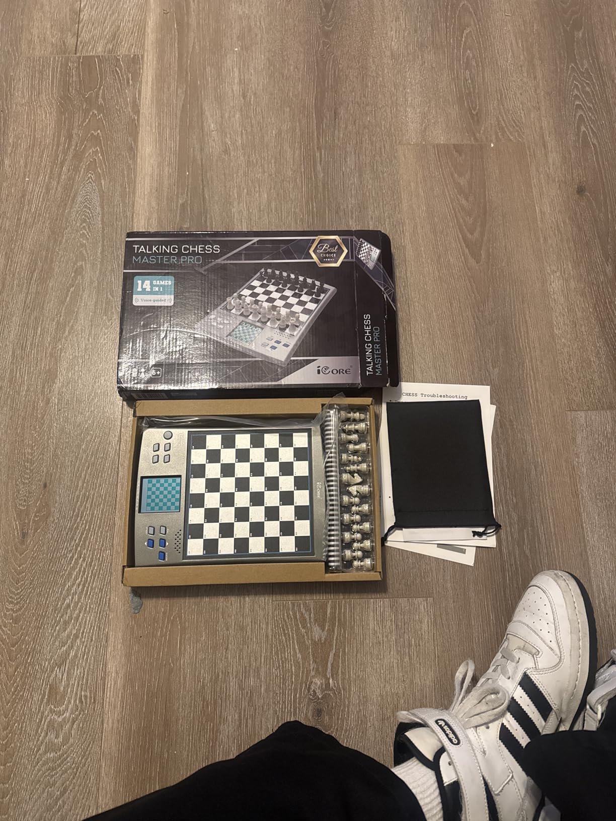 iCore Electronic Chess Set, Talking Computer Chess Board, 100 Preset Exercises, 5 Levels, 40 Famous Electronic Chess Games for Kids & Adults customer photo 1