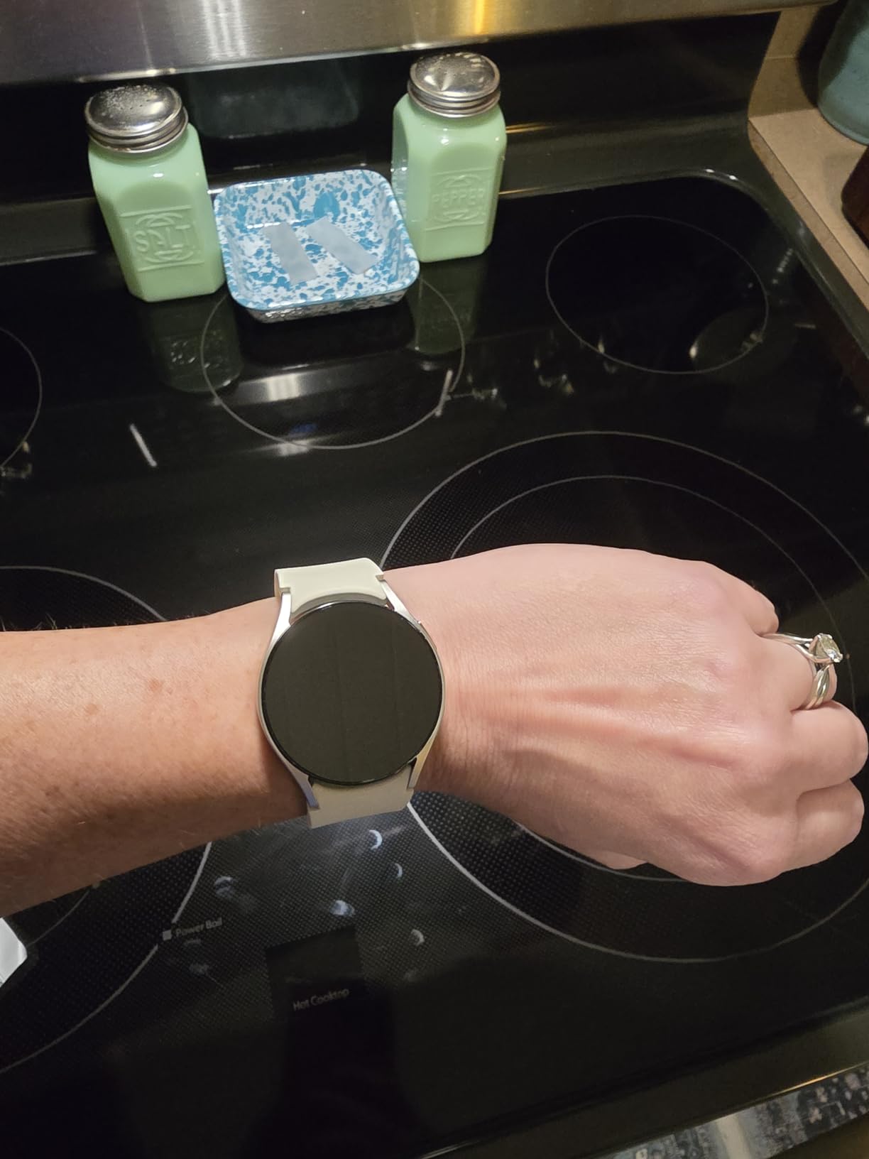 SAMSUNG Galaxy Watch 6 40mm Bluetooth Smartwatch (Renewed) customer photo 2