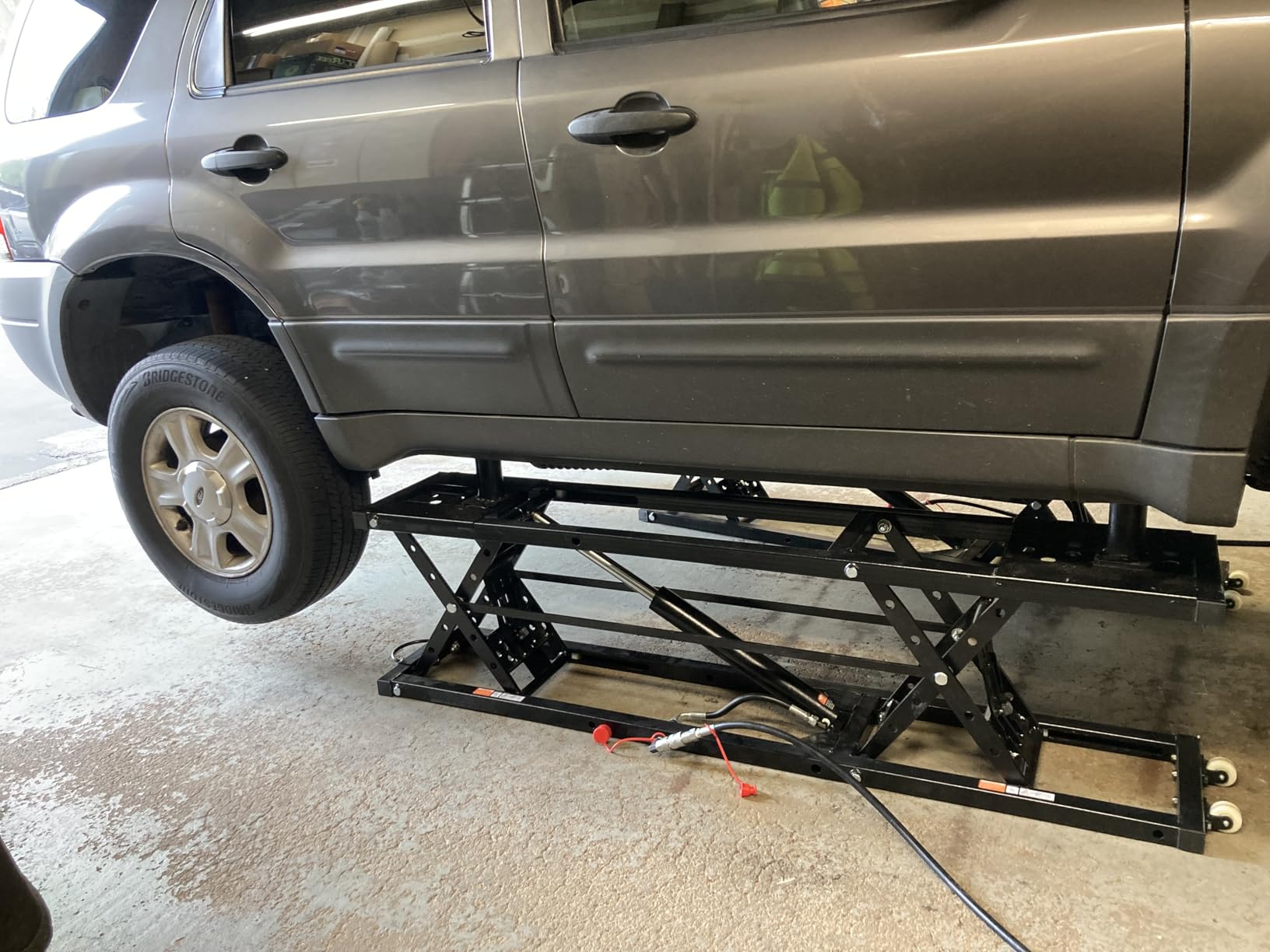 VEVOR Portable Car Lift - 5,000 LBS Capacity, Extended-Length Plates, 25.6