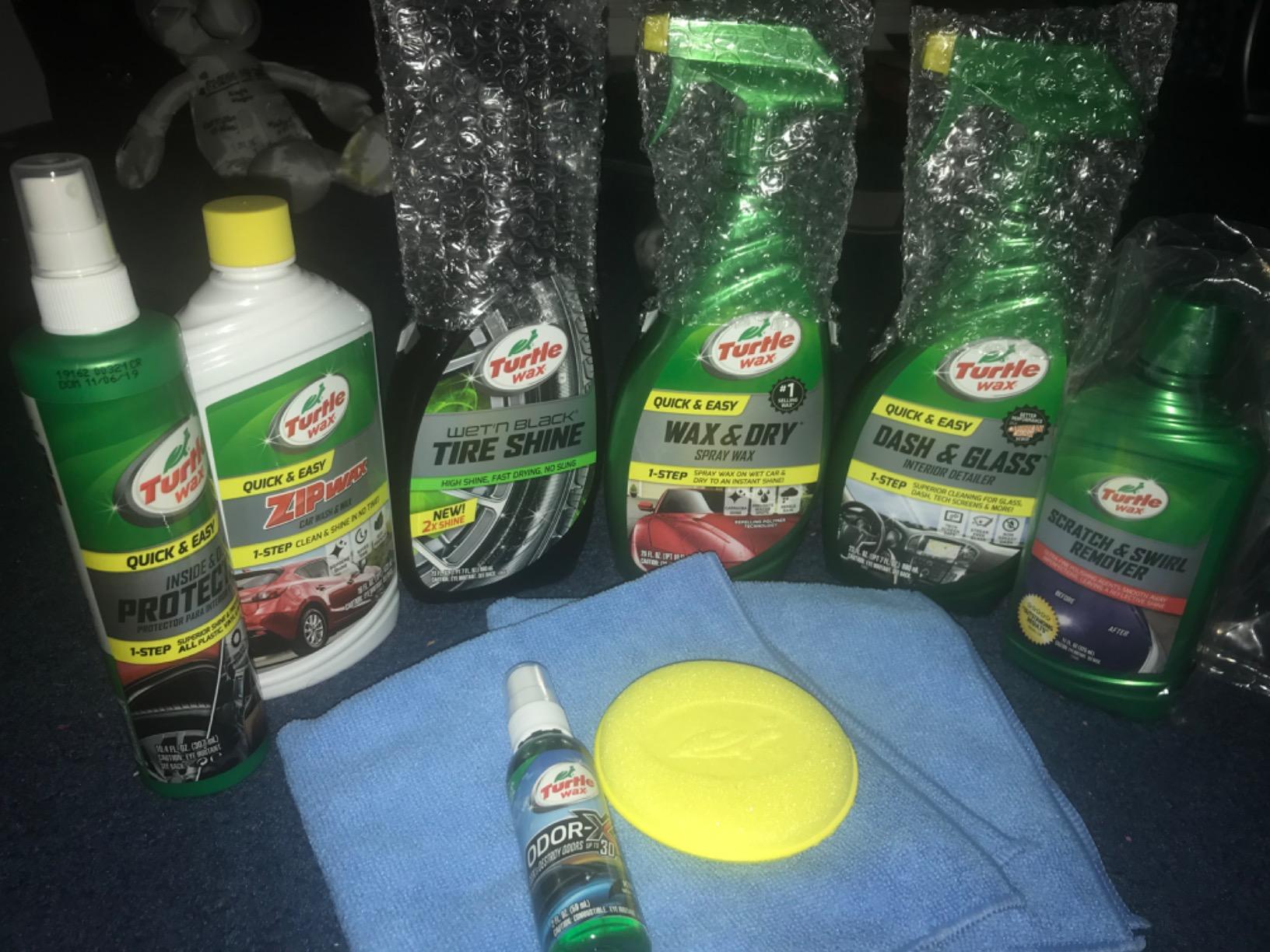 Turtle Wax Inside & Out Ultimate Car Care Kit, Includes Car Wash Soap, Spray Wax, Interior Cleaner & Deodorizer, Tire & Wheel Cleaner, Tire Shine, Washmitt and Microfiber Towels (8 Piece Kit) customer photo 2