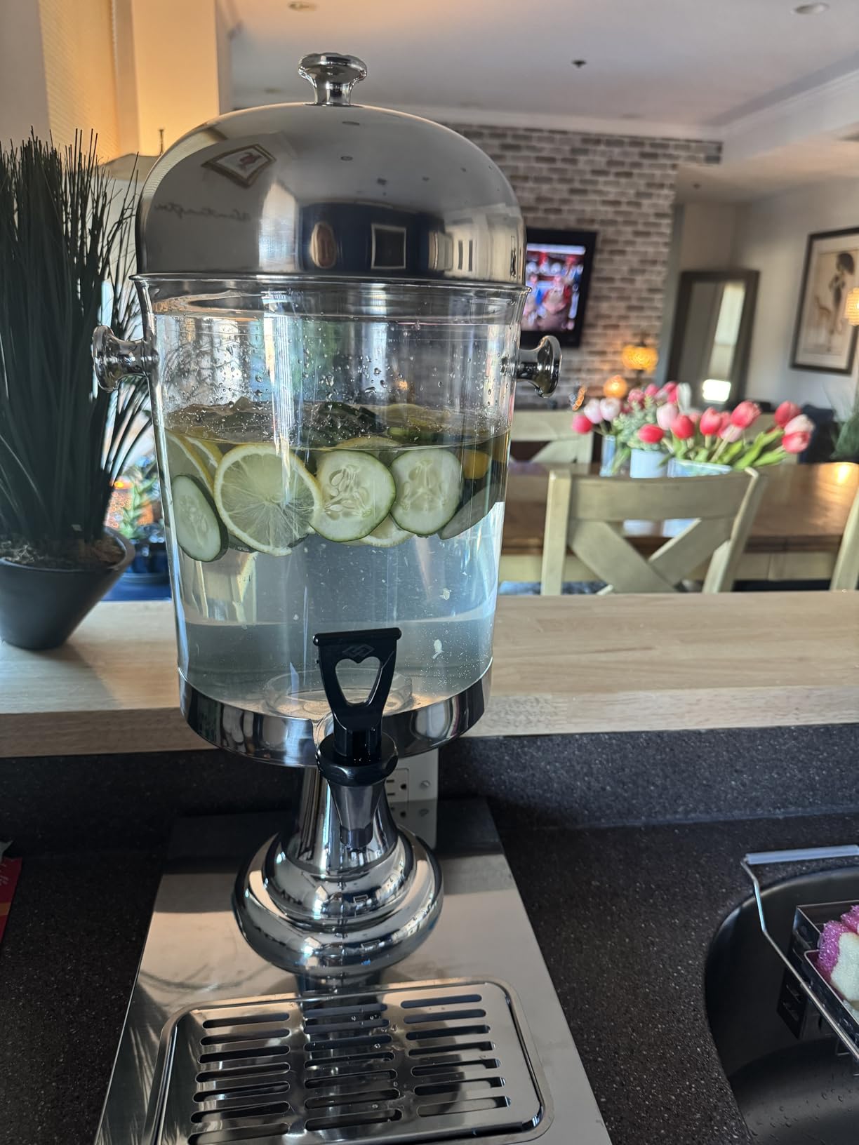 Drink Dispensers for Parties, Cold Beverage Dispenser with Centre Ice Core and Drip Trays, 2.2 Gallon/8L Stainless Steel Drink Dispensers with Stand and Spigot Buffet Cold Drinks and Beer customer photo 2