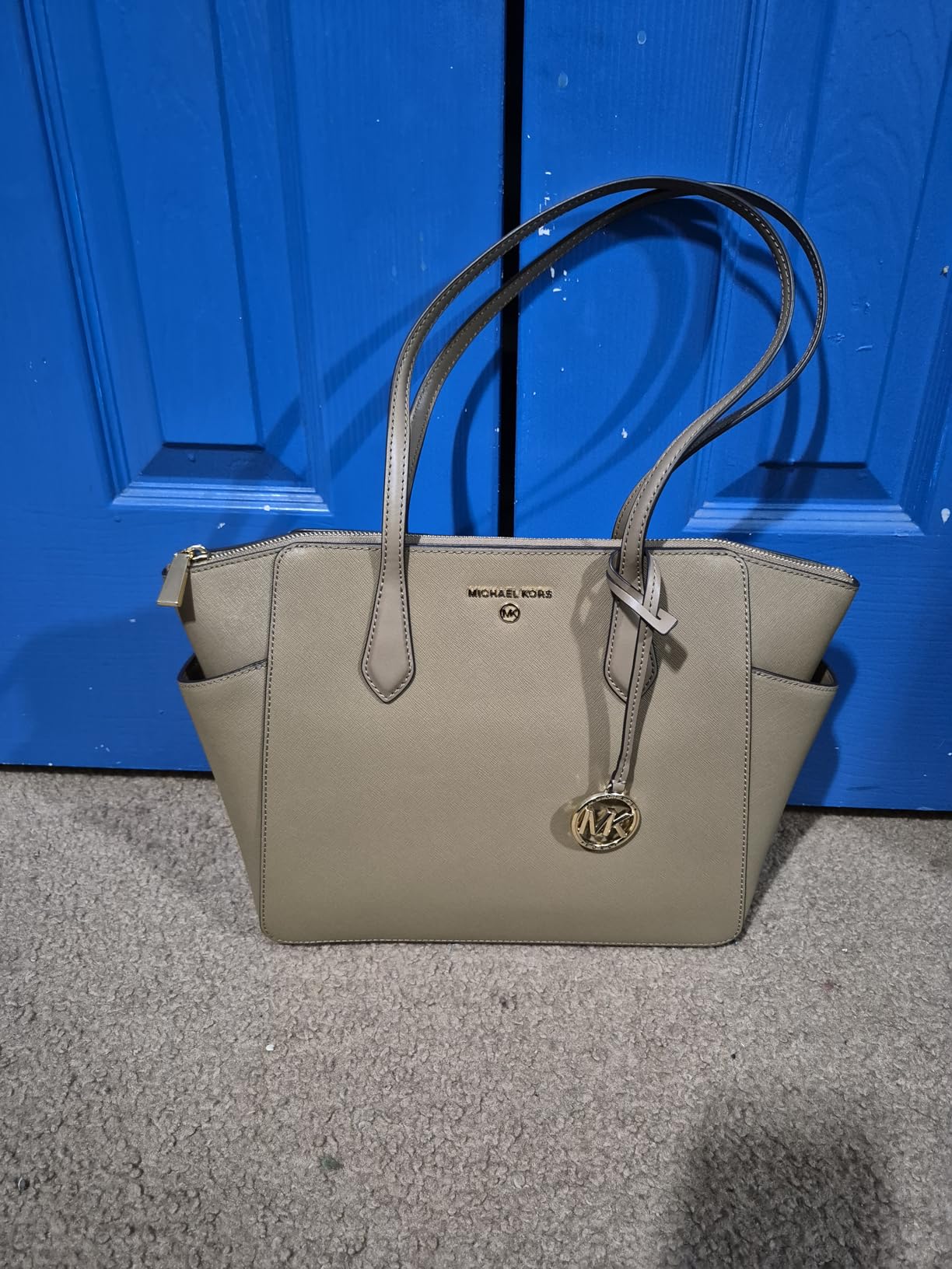 Michael Kors Women's Marilyn Medium Top Zip Tote customer photo 2