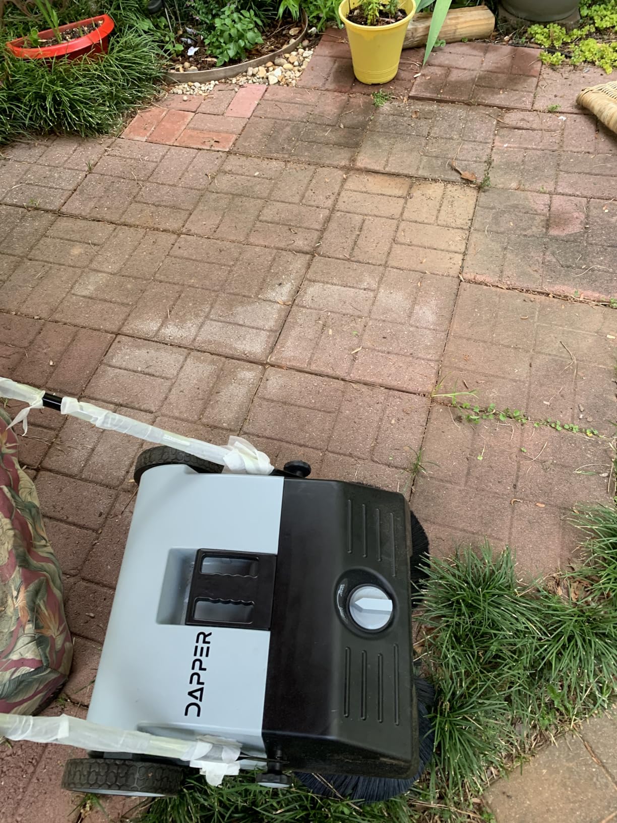 Walk-Behind Outdoor Hand Push Floor Sweeper - 10.5 Gallon Capacity - 36