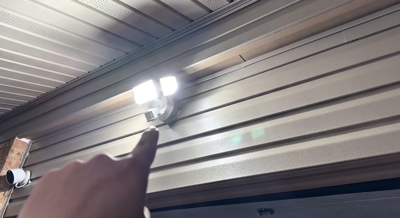 85W LED Security Lights Motion Sensor Light Outdoor, 8500LM Dusk to Dawn, IP65 Waterproof, 6500K, 3 Head Motion Detected Flood Light customer photo 2