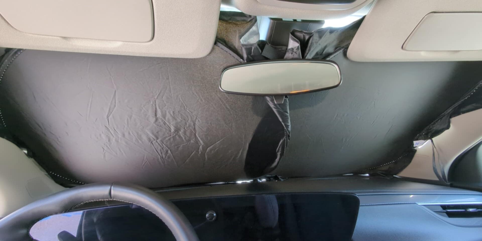Autovir Windshield Sun Shade, Foldable Car Window Shades, 280T UV Protector customer photo 2