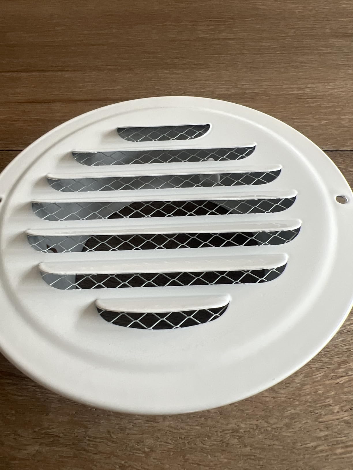 Zonon 12 Pcs Stainless Steel Soffit Vents 4 Inch Round Dryer Vent Cover with Mesh Screen for Home Outdoor Bathroom Wall Ceiling Outside Exterior Exhaust (Black) customer photo 1