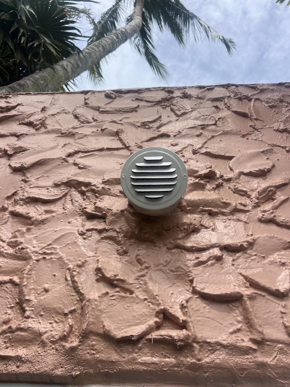 Zonon 12 Pcs Stainless Steel Soffit Vents 4 Inch Round Dryer Vent Cover with Mesh Screen for Home Outdoor Bathroom Wall Ceiling Outside Exterior Exhaust (Black) customer photo 2