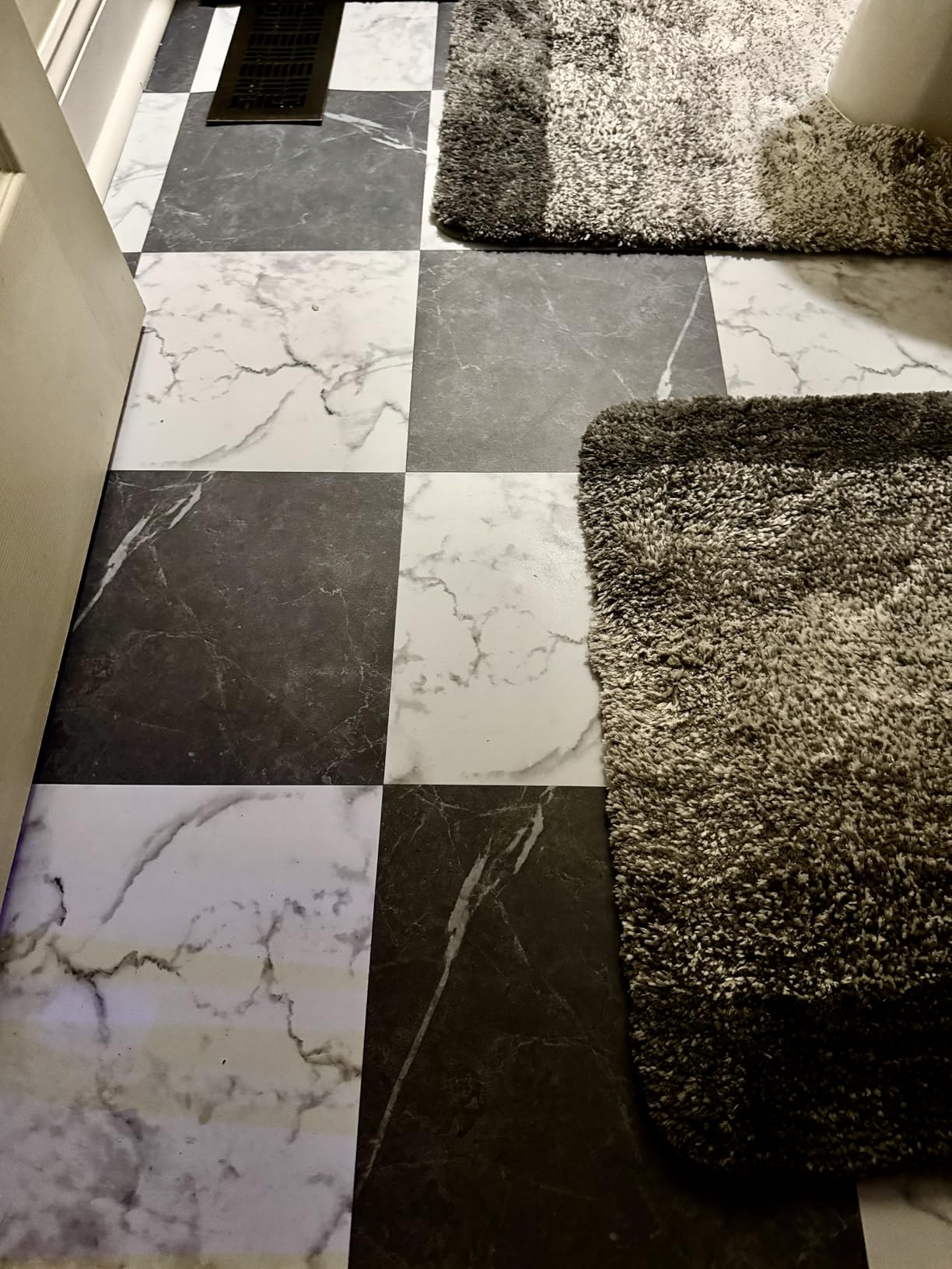 Art3d Peel and Stick Vinyl Floor Tiles 30-Pack 12 x 12 inch, Self Adhesive Waterproof Flooring Planks for Kitchen, Dining Room, Bedrooms, Cover 30 Sq. Ft, Black & White Marble (15 Tiles per Color) customer photo 2