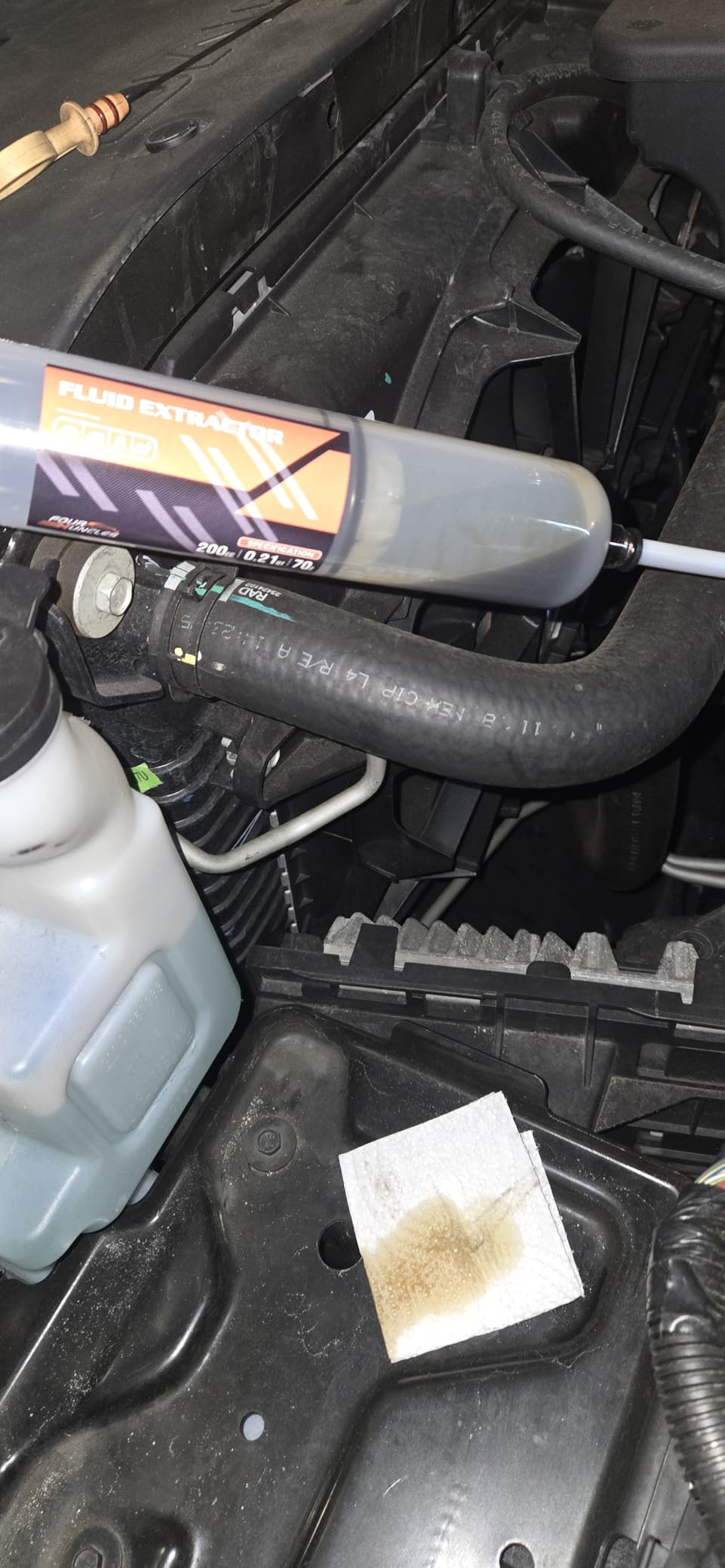 Fluid Transfer Syringe with Flexible Hose for Oil Service | Cleaner Fluid Service, Flexible Reach Design, Precise Transfer Control, Reduce Spills, DIY Garage Essential customer photo 1