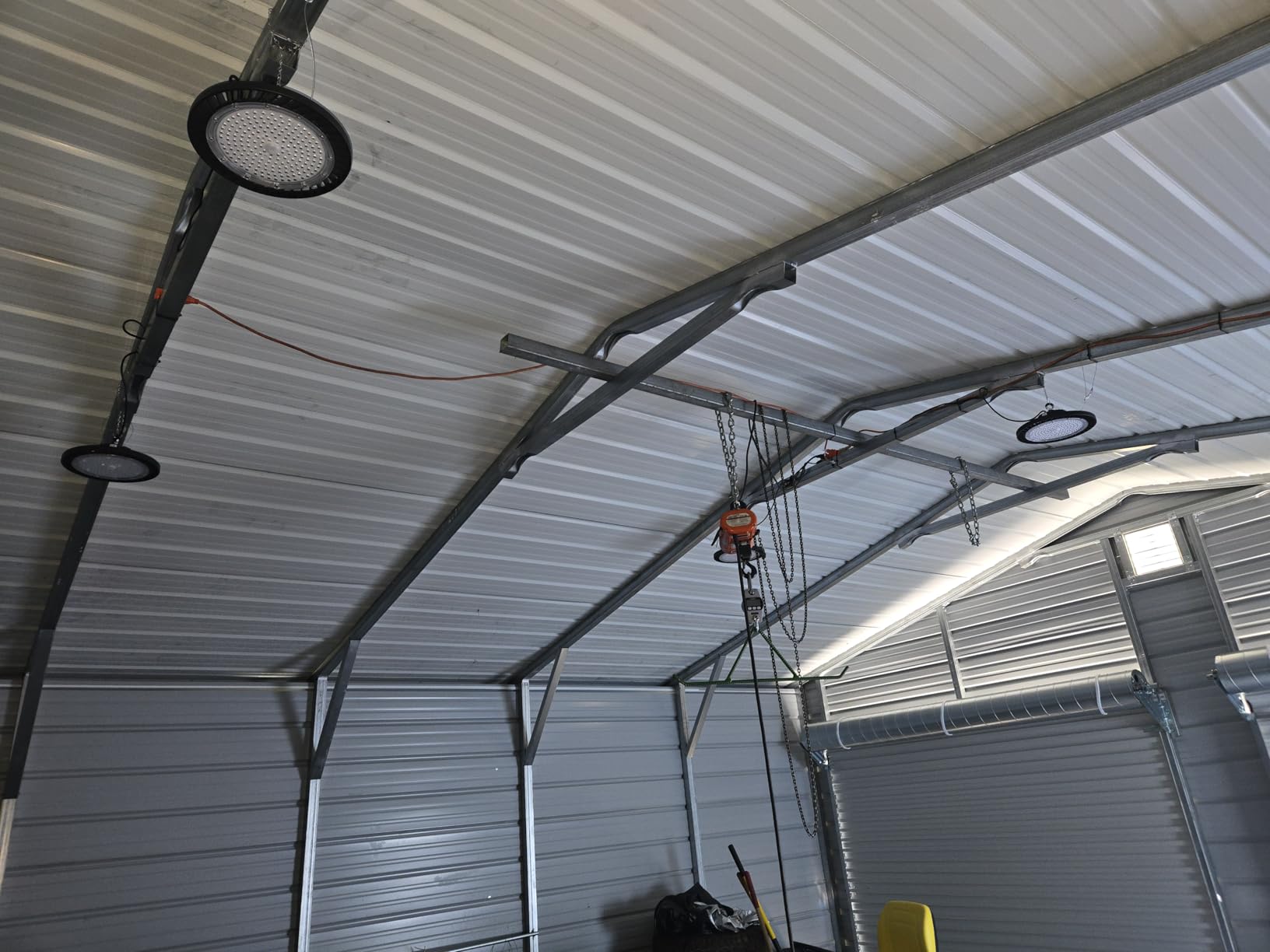 4Pack LED High Bay Light 200W (800W MH/HPS Eqv.) 30000LM 6000K | Commercial Lighting Products, 100-277V 6000K with Plug, Led Shop Lighting for Garage Barn Gyms Workshop Lighting customer photo 1