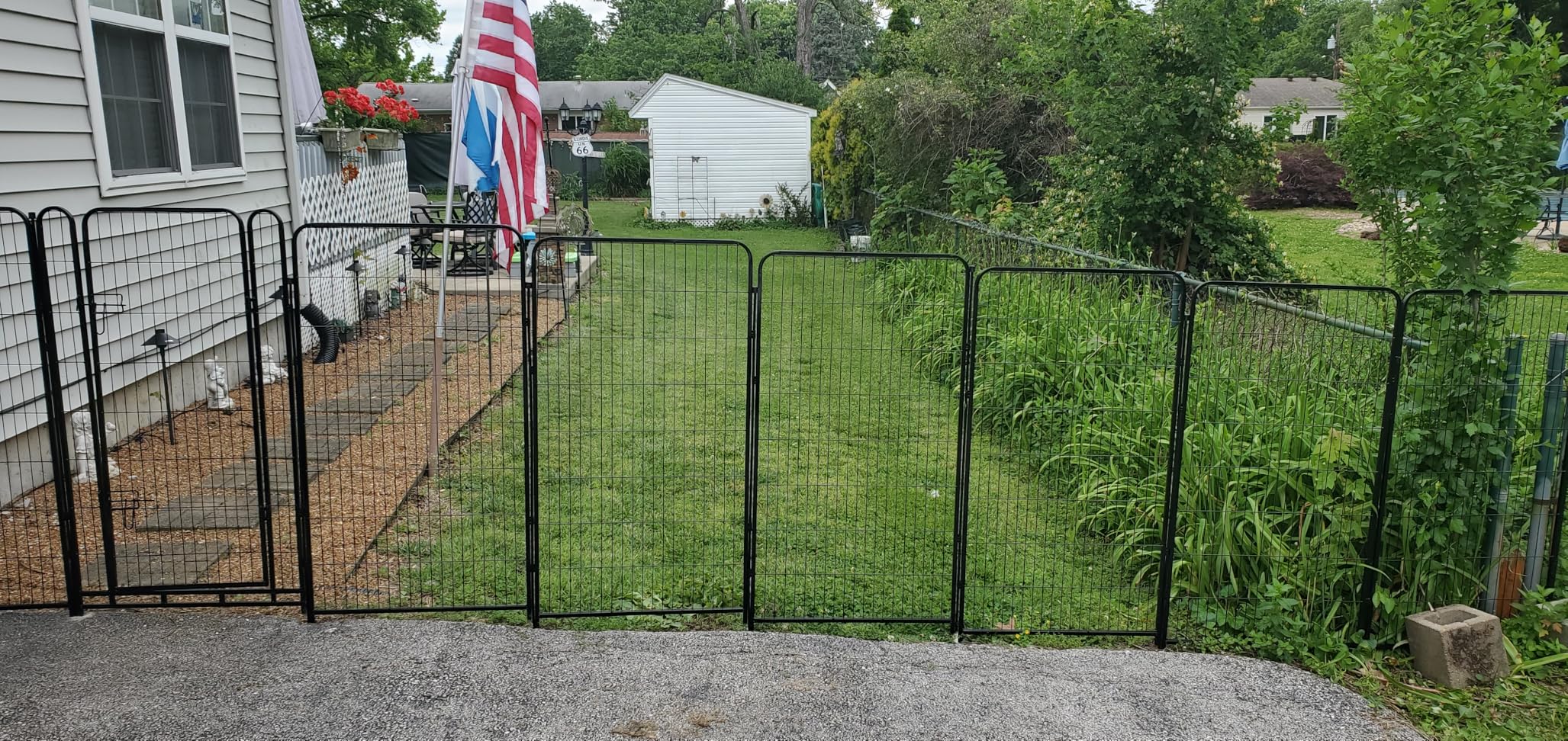 ADAVIN 48 in(H) Garden Fence Panels, 8 Panels Total 17.7 Ft(L), Heavy Duty Iron Metal Animal Barrier Fence, Fencing for Flowers Beds, Camping Fence, No Dig Garden Border Fencing for Yard(No Gate) customer photo 1