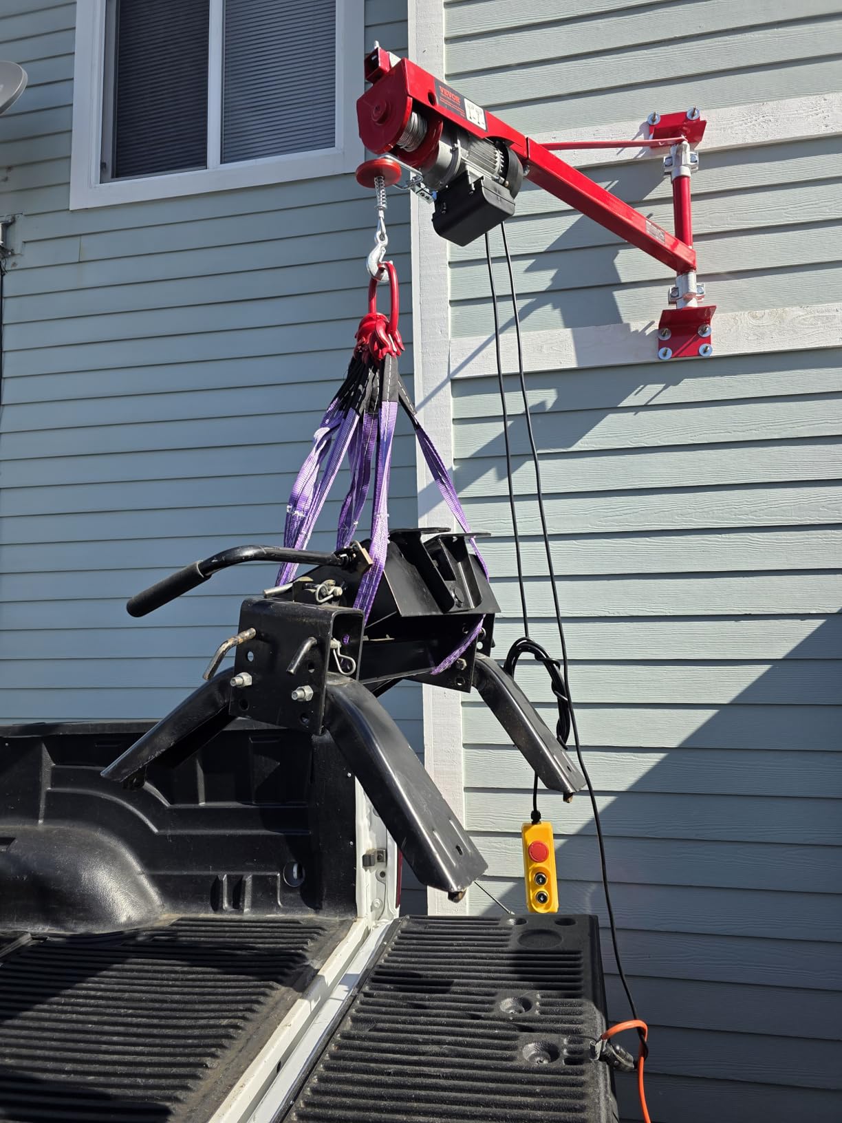 VEVOR Wall Mount Jib Crane, 1320 lbs Max Load Capacity Electric Scaffolding Lift, Electric Hoist Holder Swing Arm with Pole, Steel Hoist Frame, 180 Degree Swivel Scaffold Lifting Arm for Electric Hoist customer photo 2