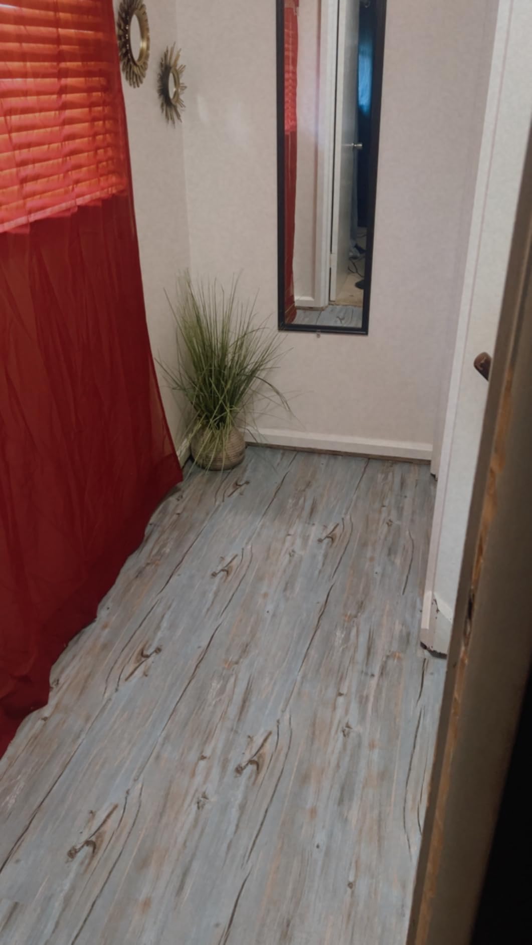 Wood Grain Peel and Stick Floor Tiles - 11.8