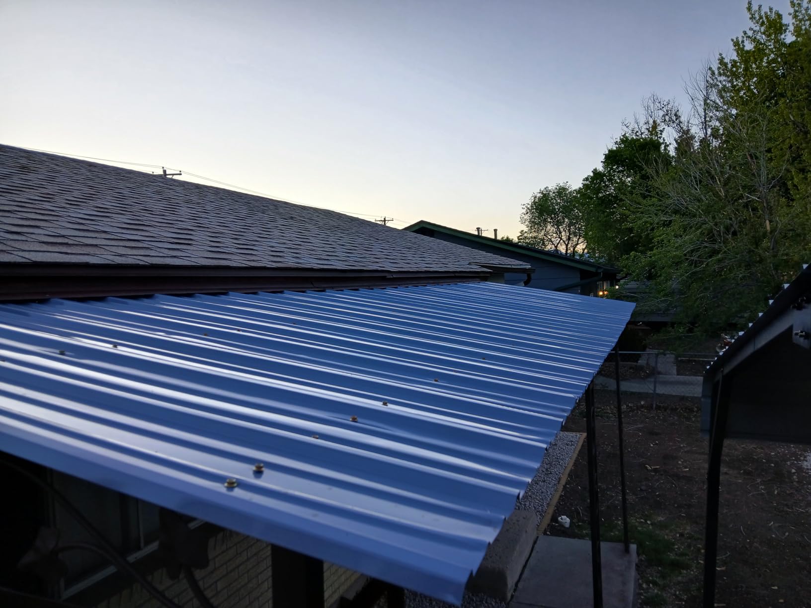 NeatiEase 20 Pcs Metal Roofing Panels, 5.1 Feet Corrugated Galvanized Roofing Panels Metal Siding Panels with Steel Screws for Pergola, Gazebo, Shed, Outdoor Storage, Chicken Coop, Patio, Garages customer photo 2