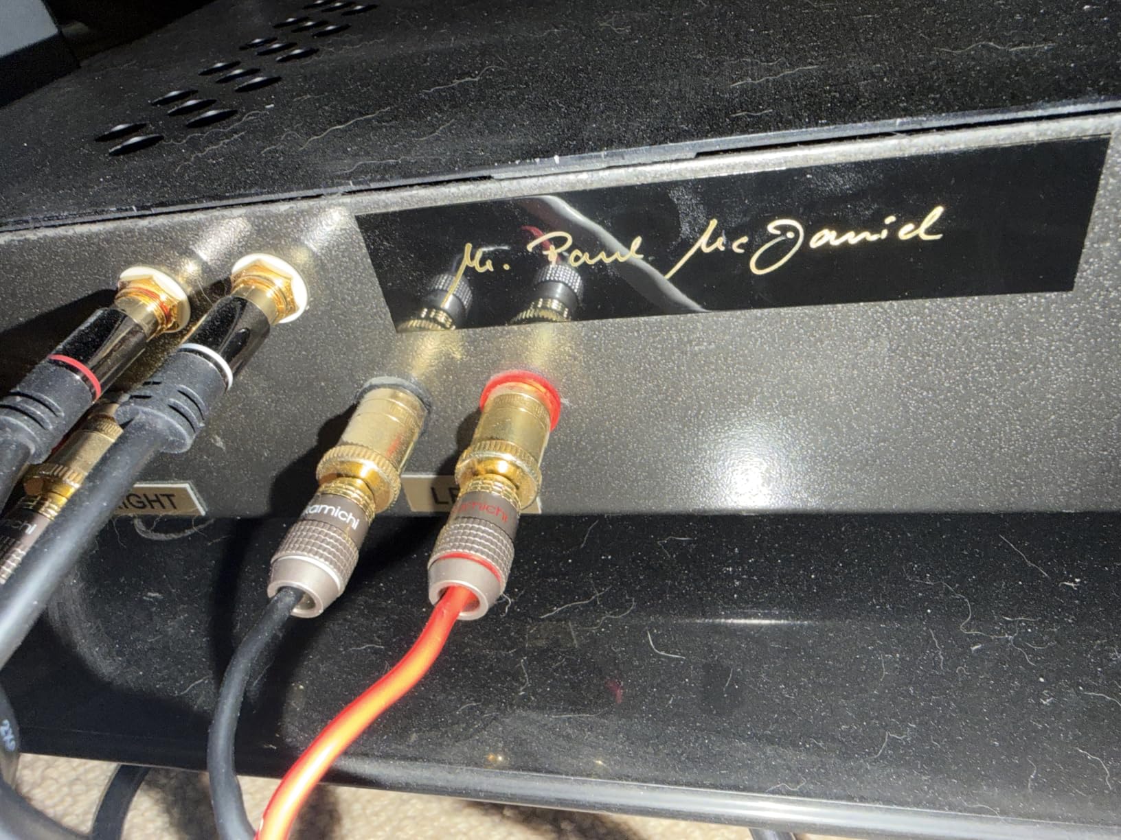 Nakamichi FanLock Excel Series 24k Gold Plated Banana Plugs 10 AWG - 18 AWG Gauge Size 4mm for Speakers Amplifier Hi-Fi Stereo Home Theatre Radio Audio Wire Cable Quick Connector, 4 Pcs (2-Pairs) customer photo 2