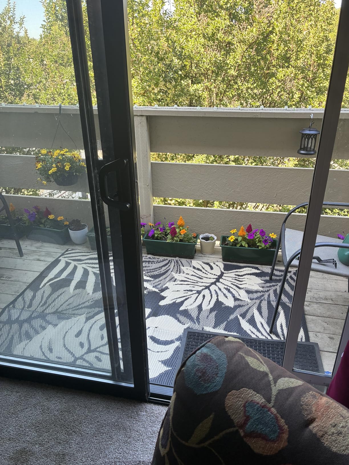 Oliz Window Box Planter 8 Pcs, 17 Inches Rectangle Flower Pots with Drainage Holes & Trays, Vegetable Planters for Windowsill Patio Garden Balcony Home Indoor Outdoor (White, 16 * 7 * 6 inch) customer photo 2
